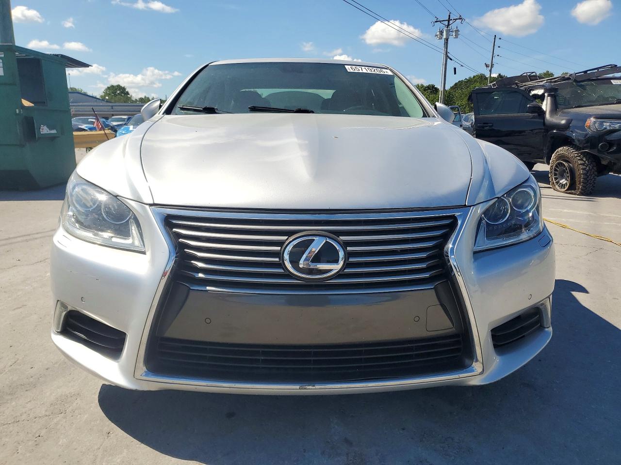 2014 Lexus Ls 460 Silver vin: JTHCL5EFXE5022496