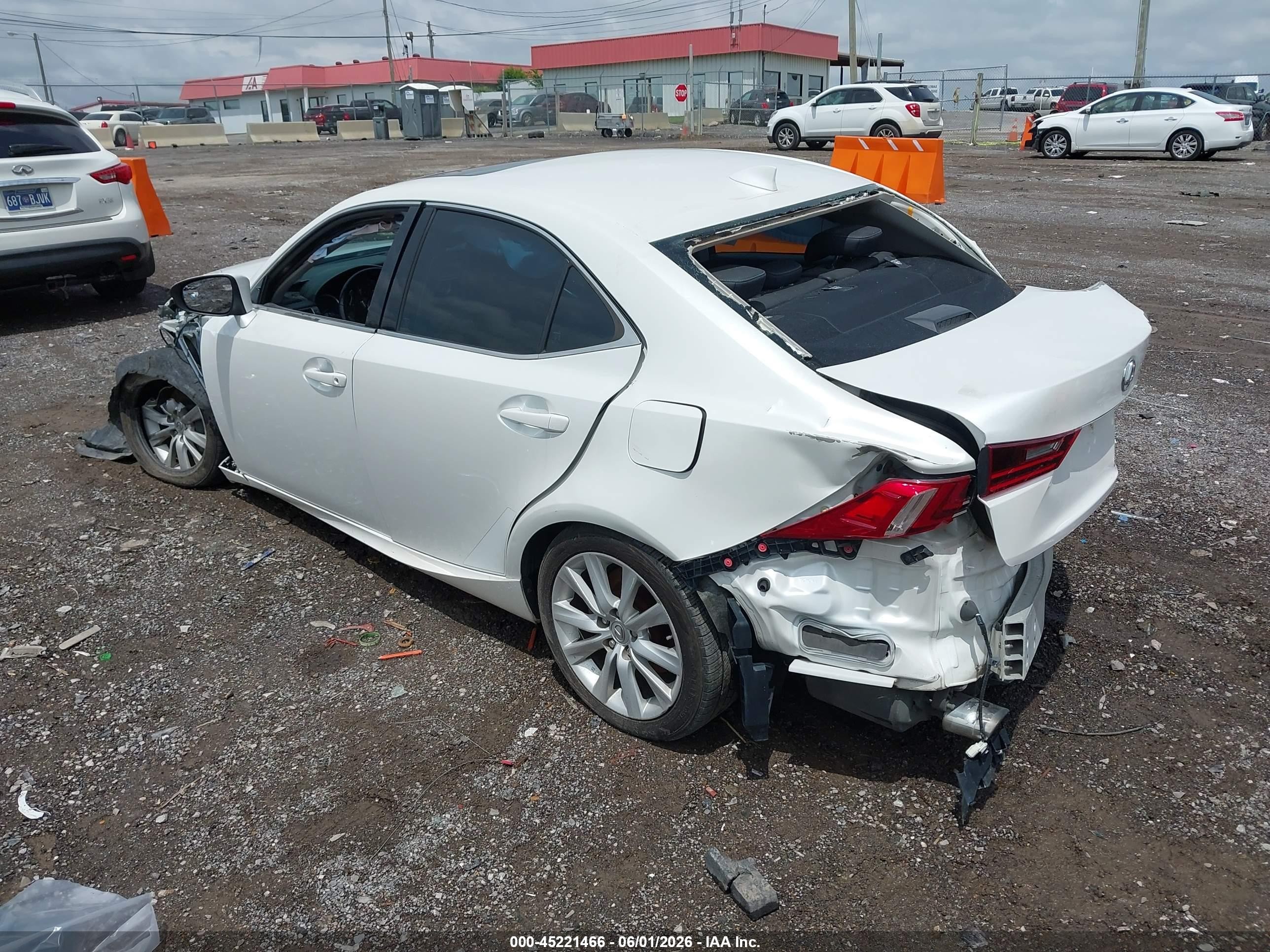 2016 Lexus Is 300 White vin: JTHCM1D24G5003305