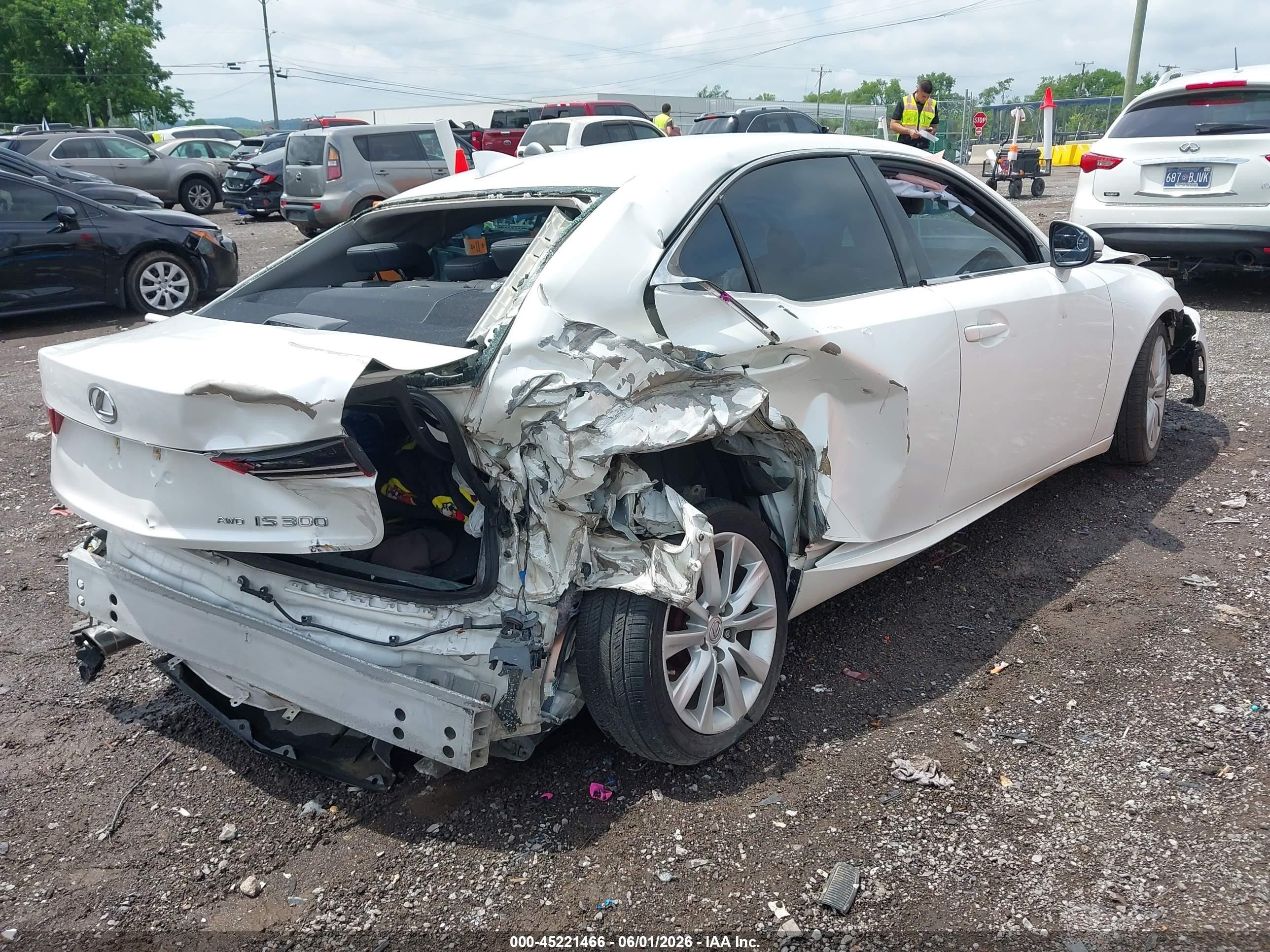 2016 Lexus Is 300 White vin: JTHCM1D24G5003305