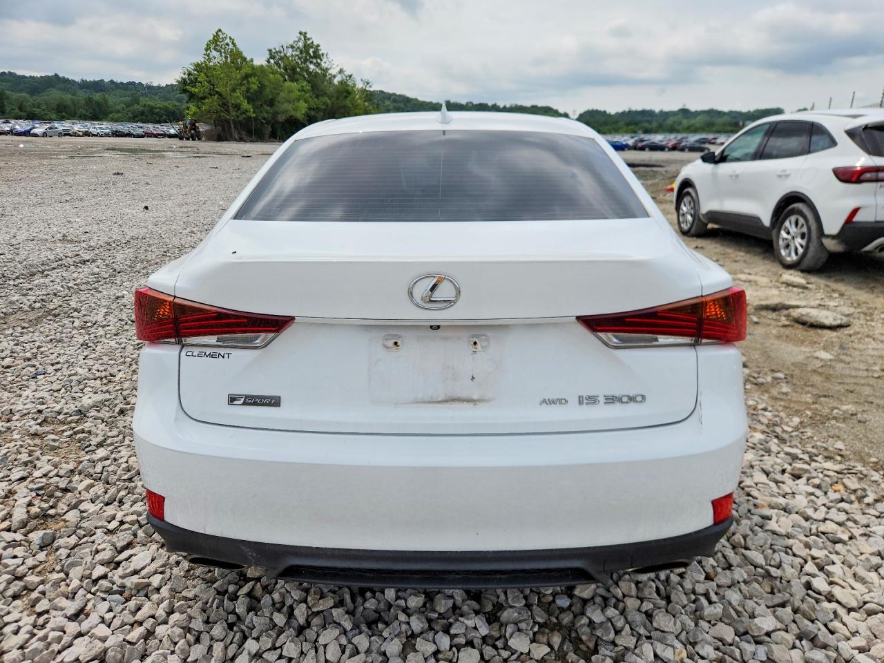 2017 Lexus Is 300 White vin: JTHCM1D27H5019290