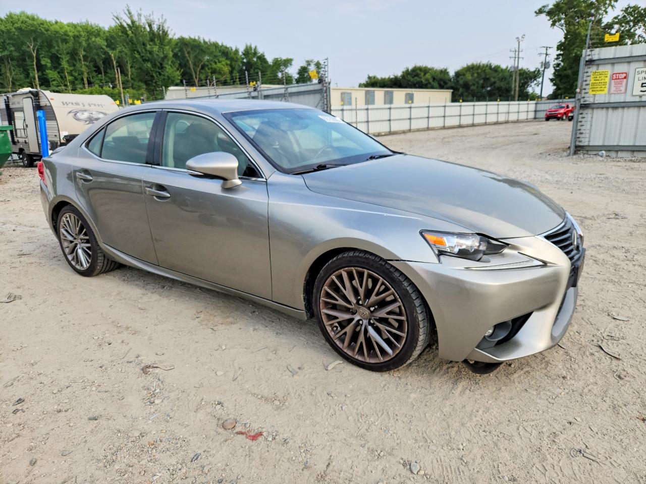 2016 Lexus Is 300 Серебряный vin: JTHCM1D29G5008192