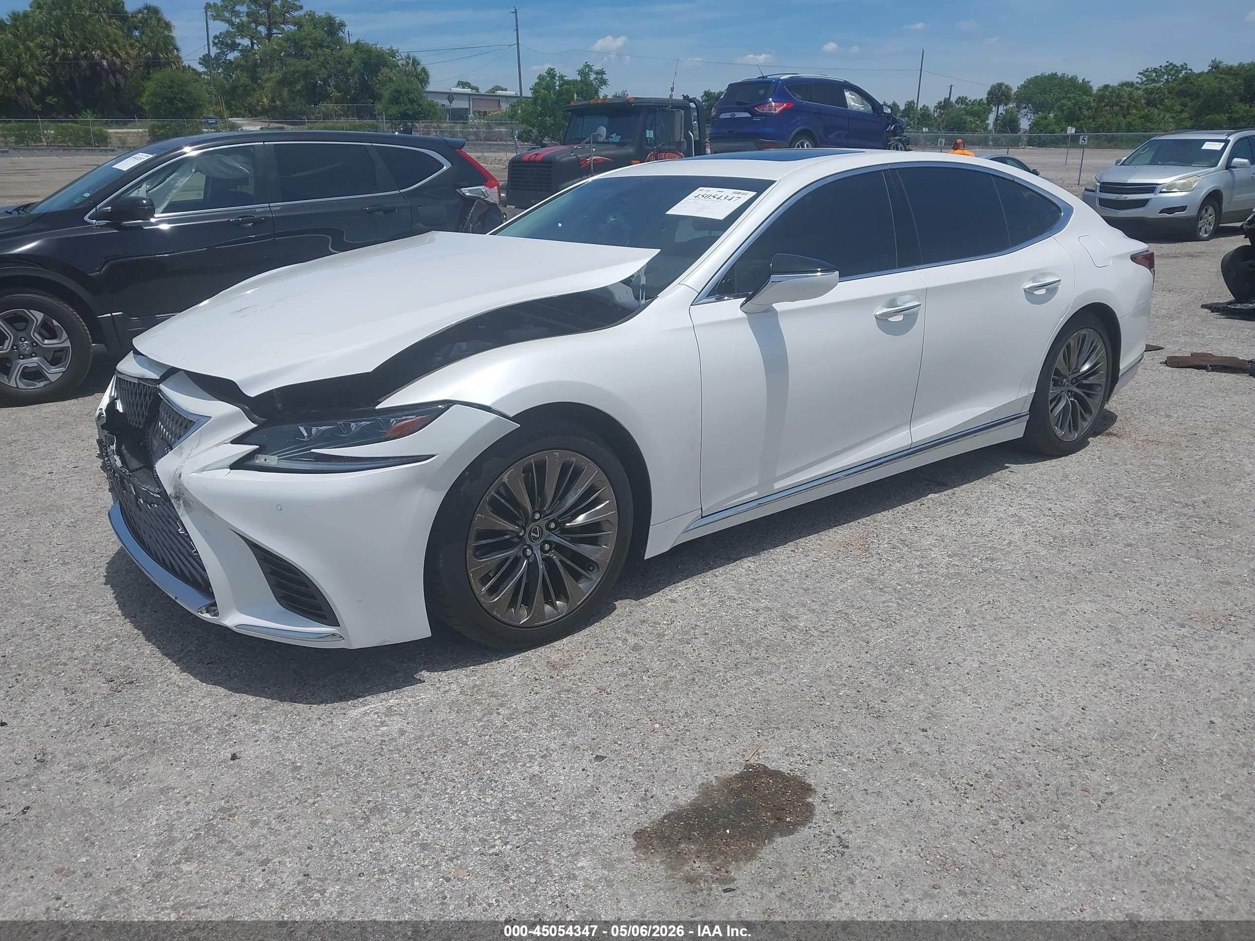 2020 Lexus Ls 500 White vin: JTHD51FF1L5013026