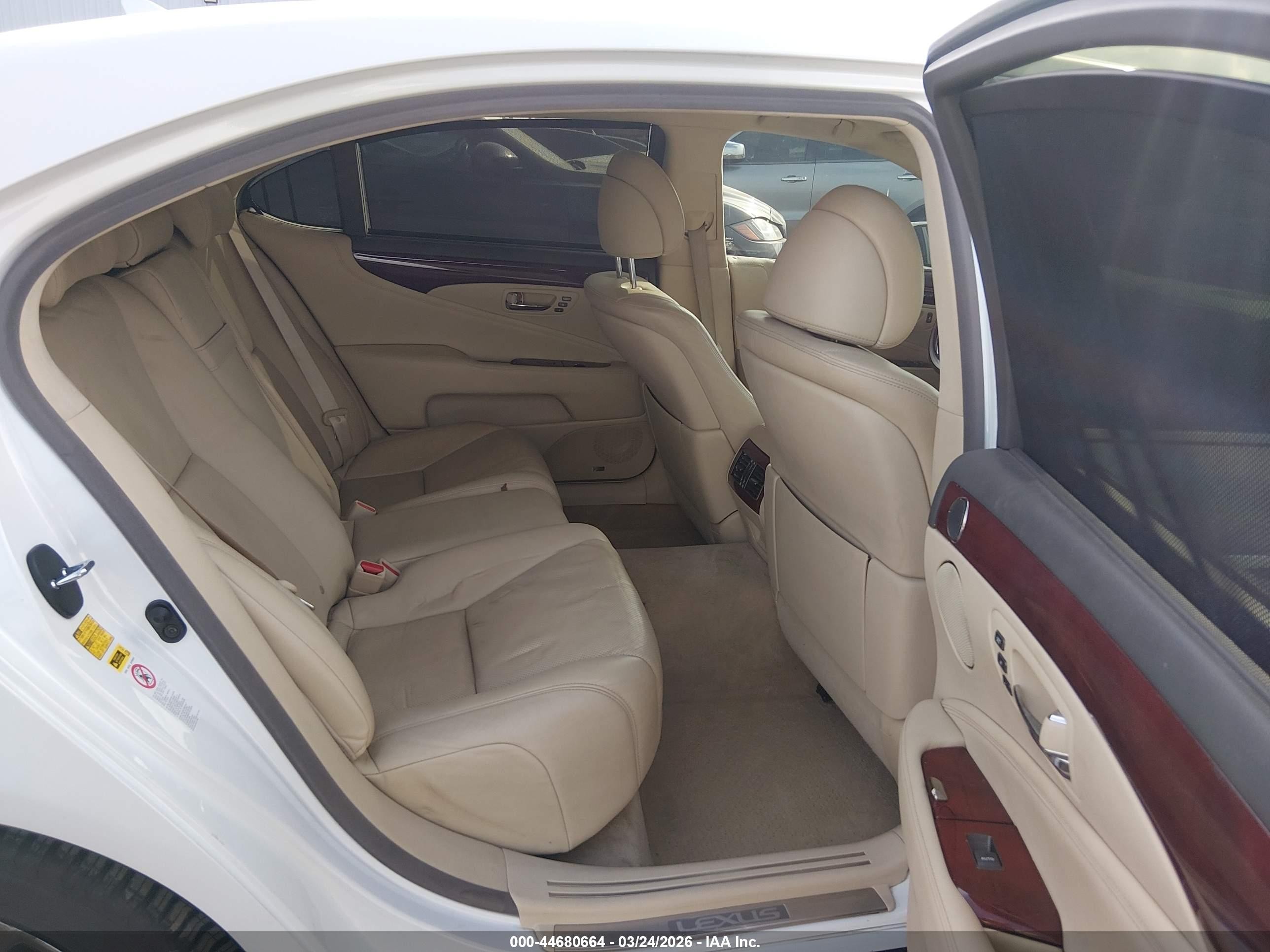 2010 Lexus Ls 460 L White vin: JTHDL1EF9A5002103