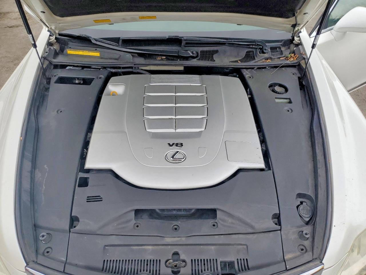2009 Lexus Ls White vin: JTHDL46F695000840