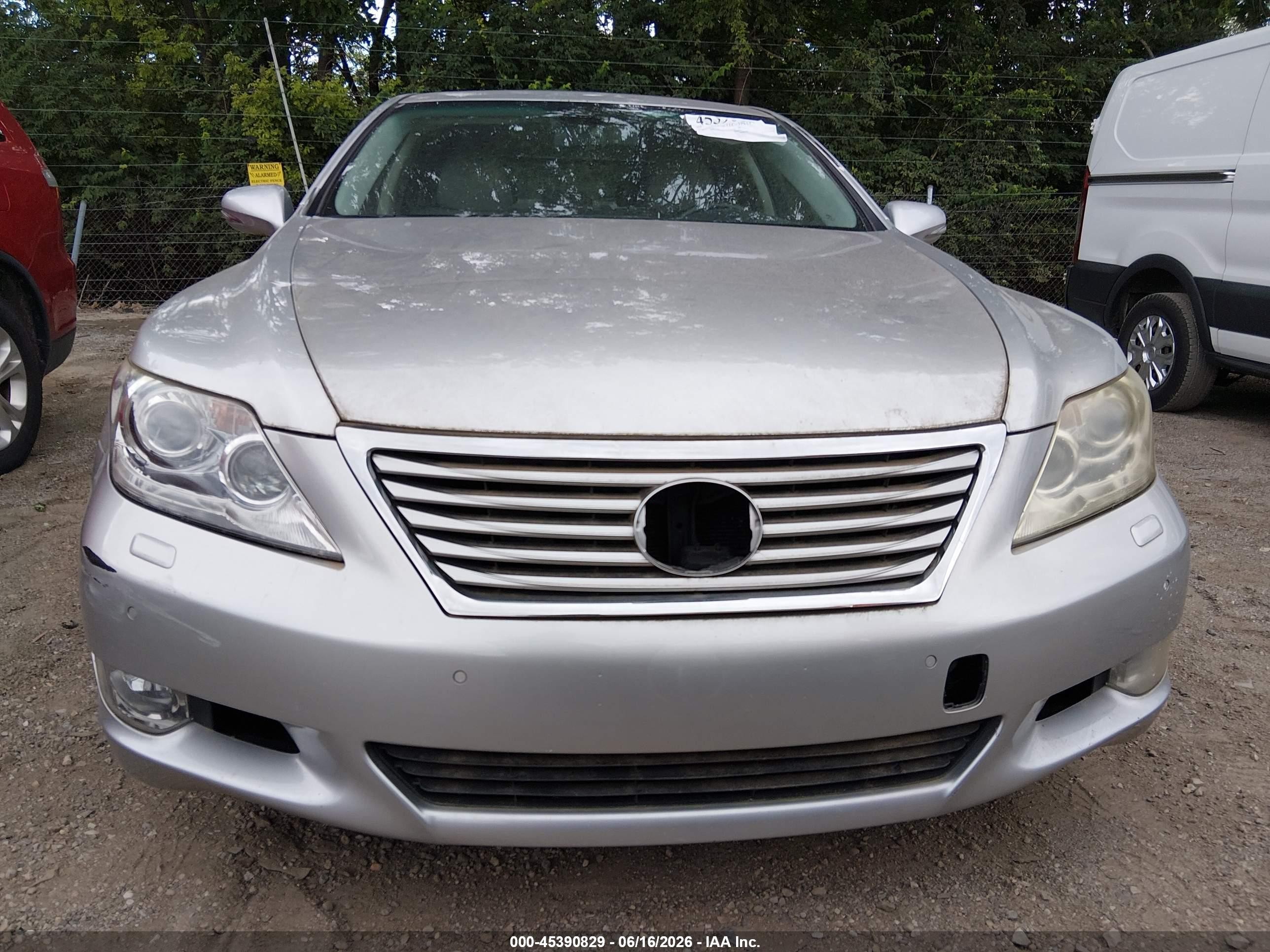 2010 Lexus Ls 460 L Silver vin: JTHDL5EF0A5001929