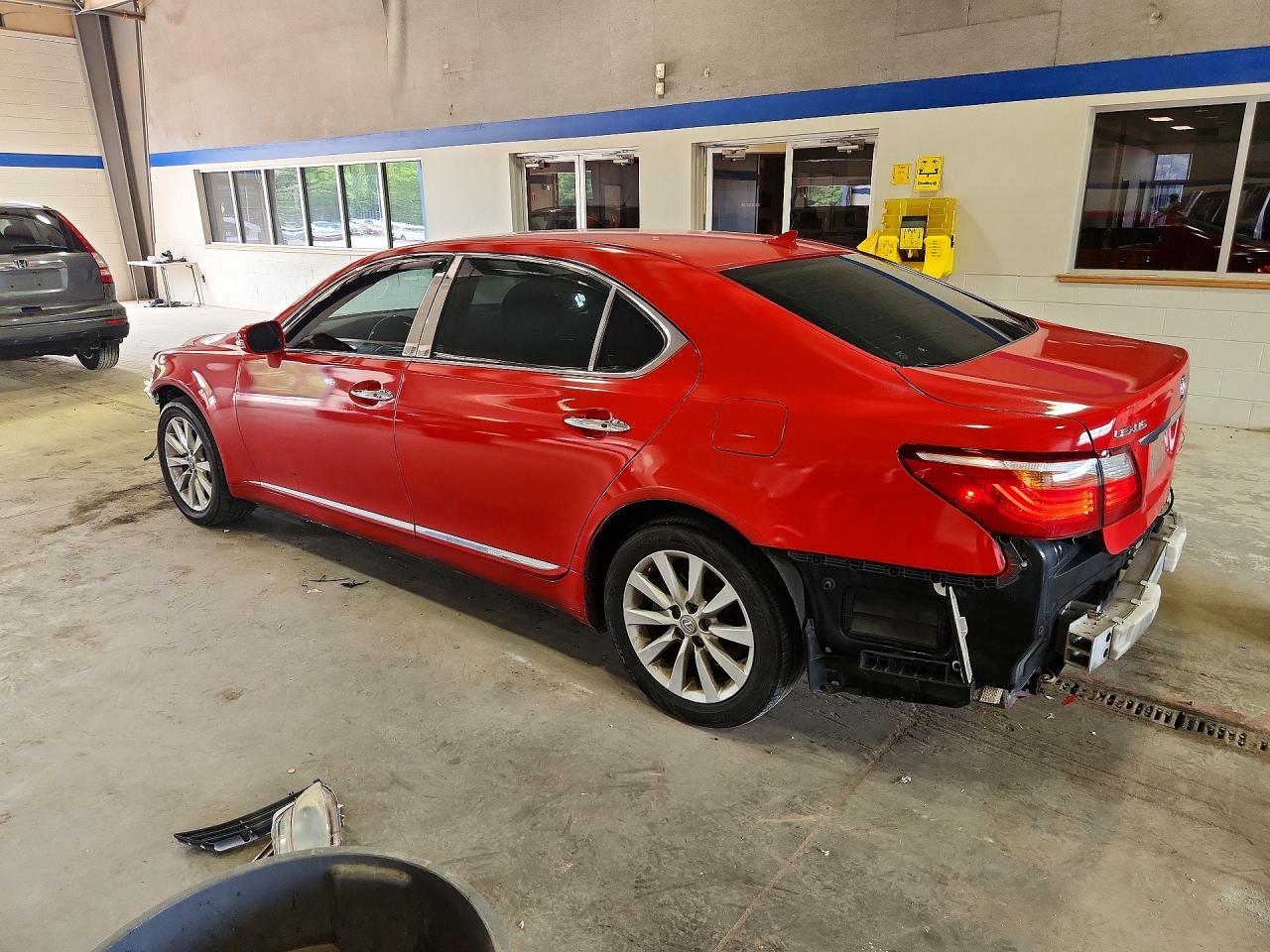 2010 Lexus Ls 460l Red vin: JTHDL5EF0A5002773
