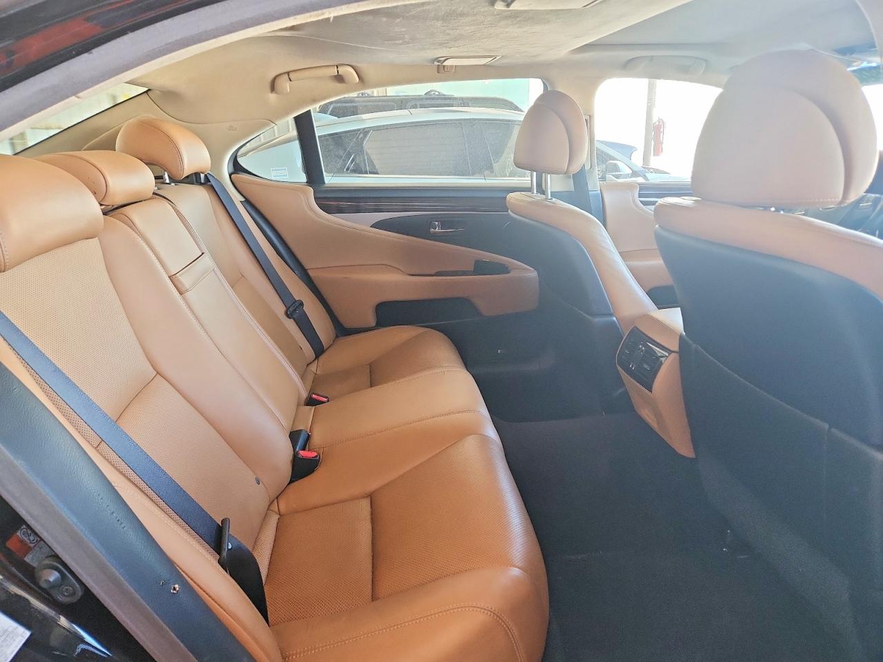 2015 Lexus Ls 460l Черный vin: JTHDL5EF5F5007359