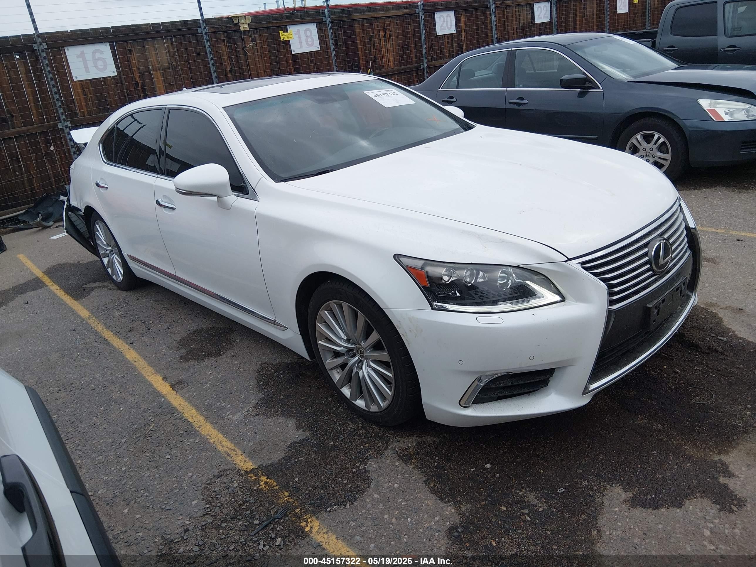 2013 Lexus Ls 460 L Белый vin: JTHDL5EF9D5005871