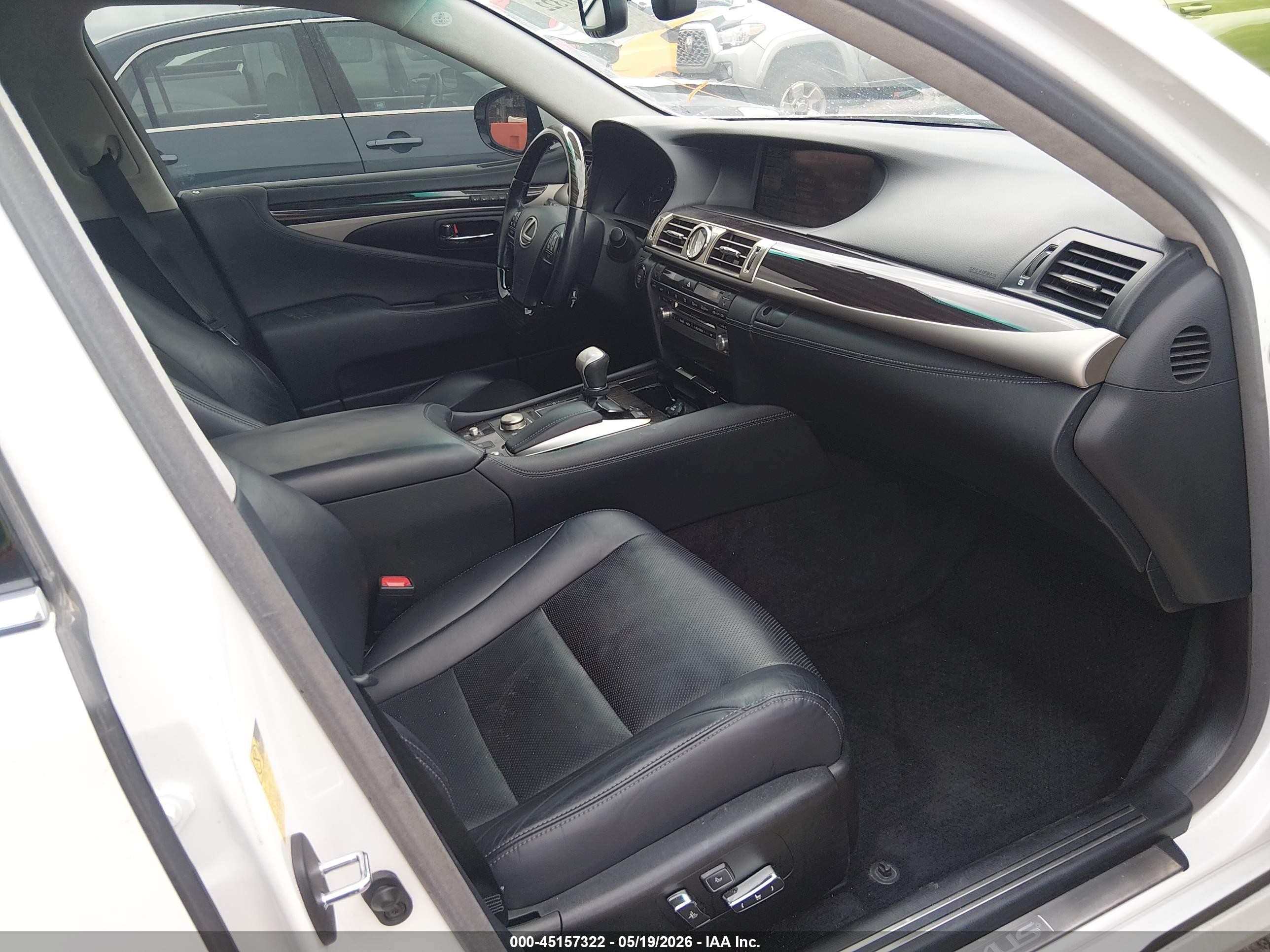 2013 Lexus Ls 460 L Белый vin: JTHDL5EF9D5005871