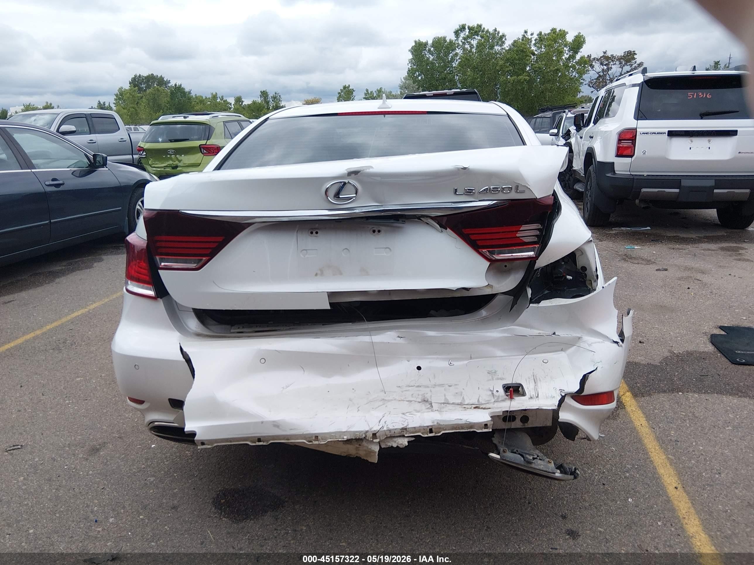 2013 Lexus Ls 460 L Белый vin: JTHDL5EF9D5005871