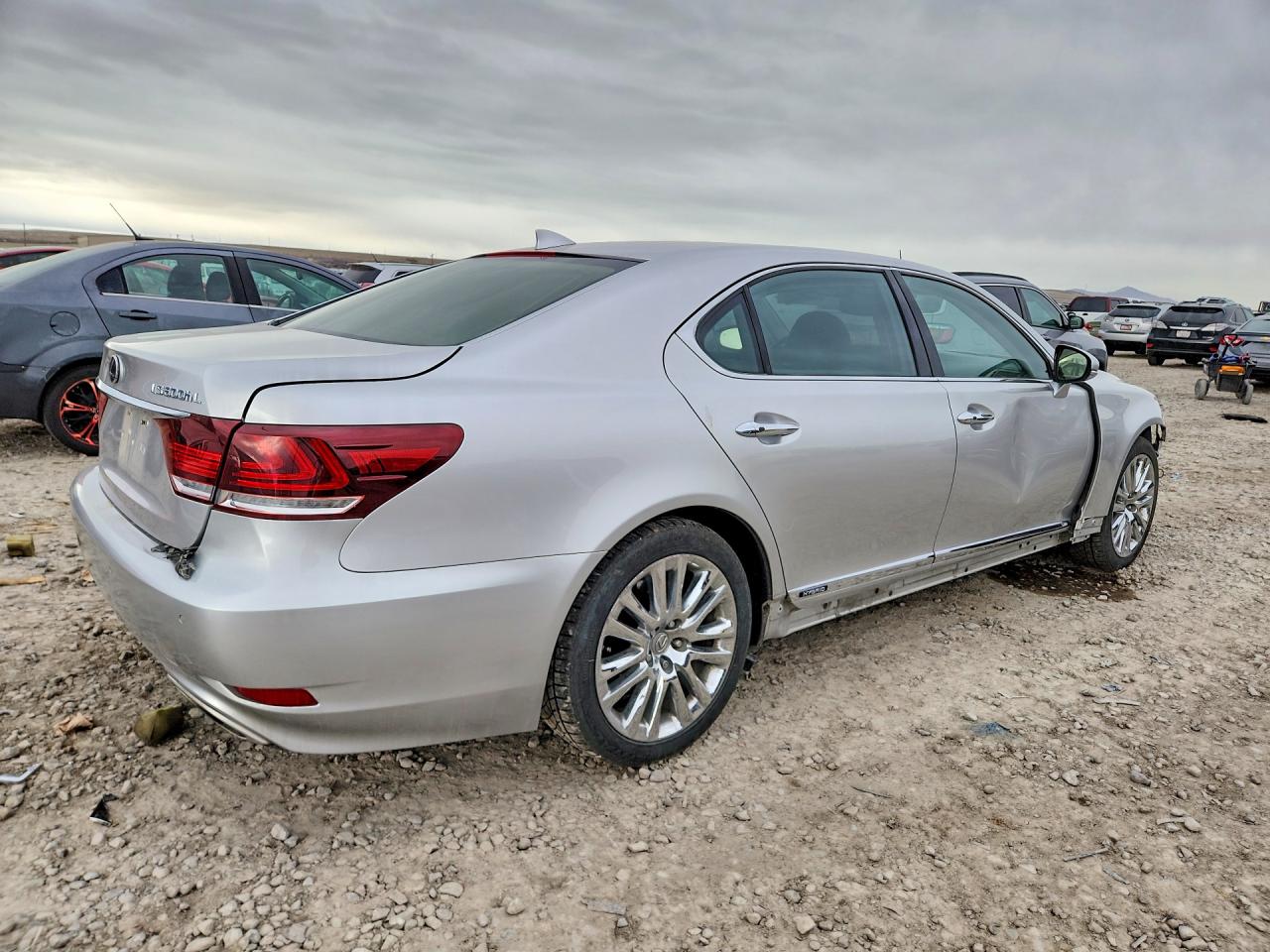 2014 Lexus Ls 600hl Silver vin: JTHDU1EF4E5017837