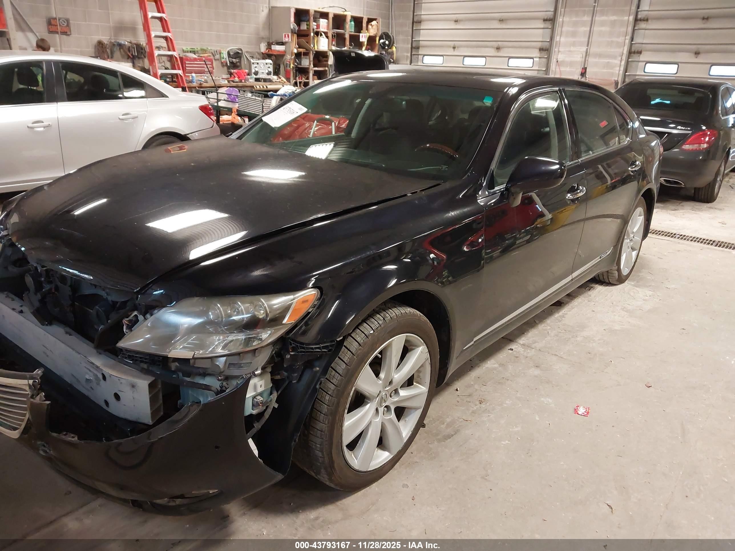 2008 Lexus Ls 600h   Черный vin: JTHDU46F085005043