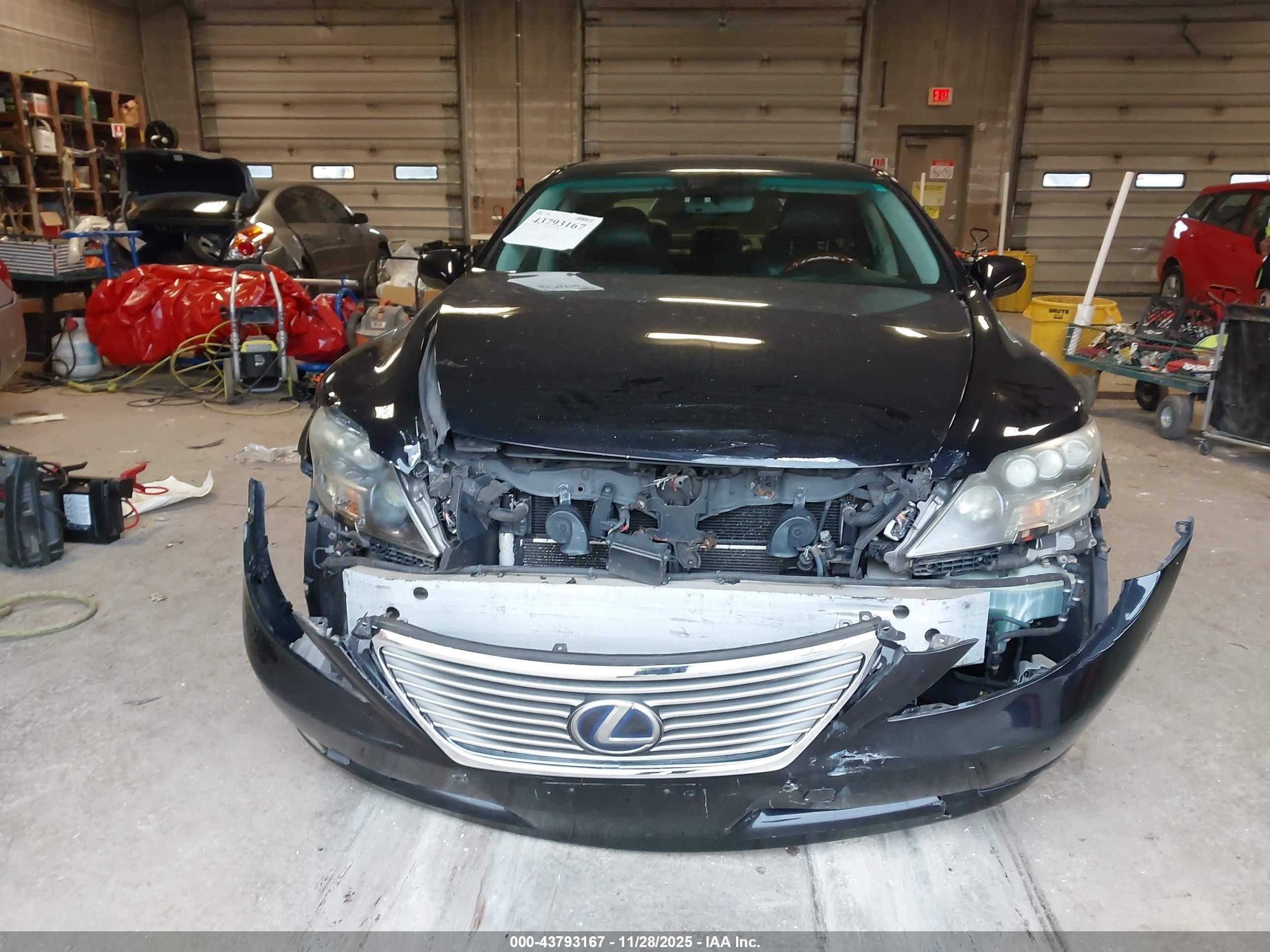 2008 Lexus Ls 600h   Черный vin: JTHDU46F085005043