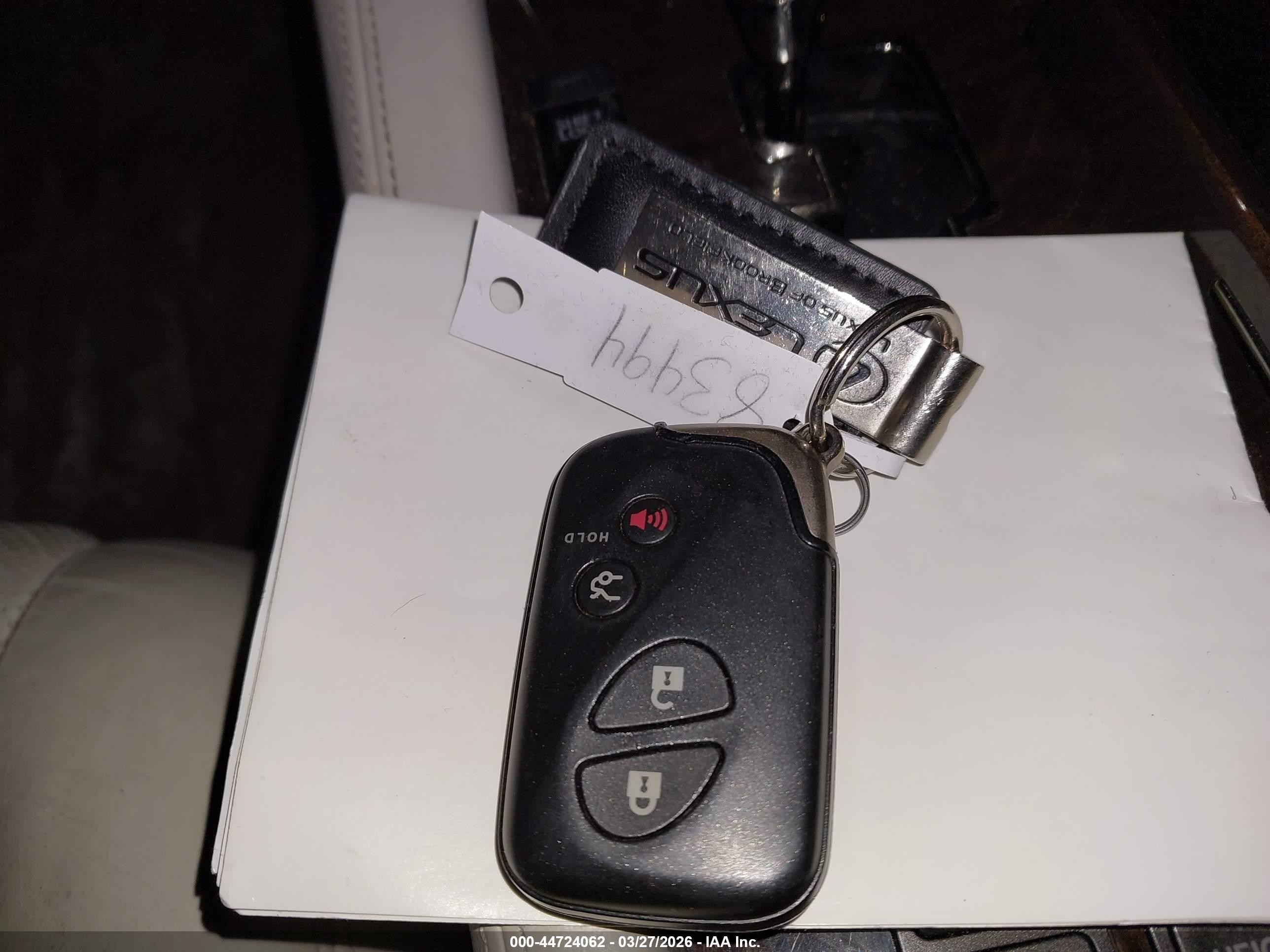 2008 Lexus Ls 600h   Белый vin: JTHDU46F085007214
