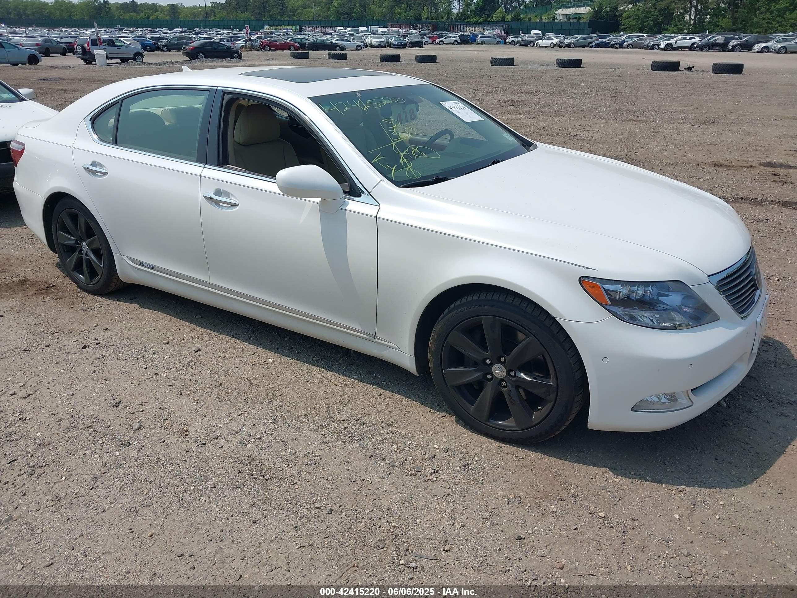 2008 Lexus Ls 600h   White vin: JTHDU46F385005344