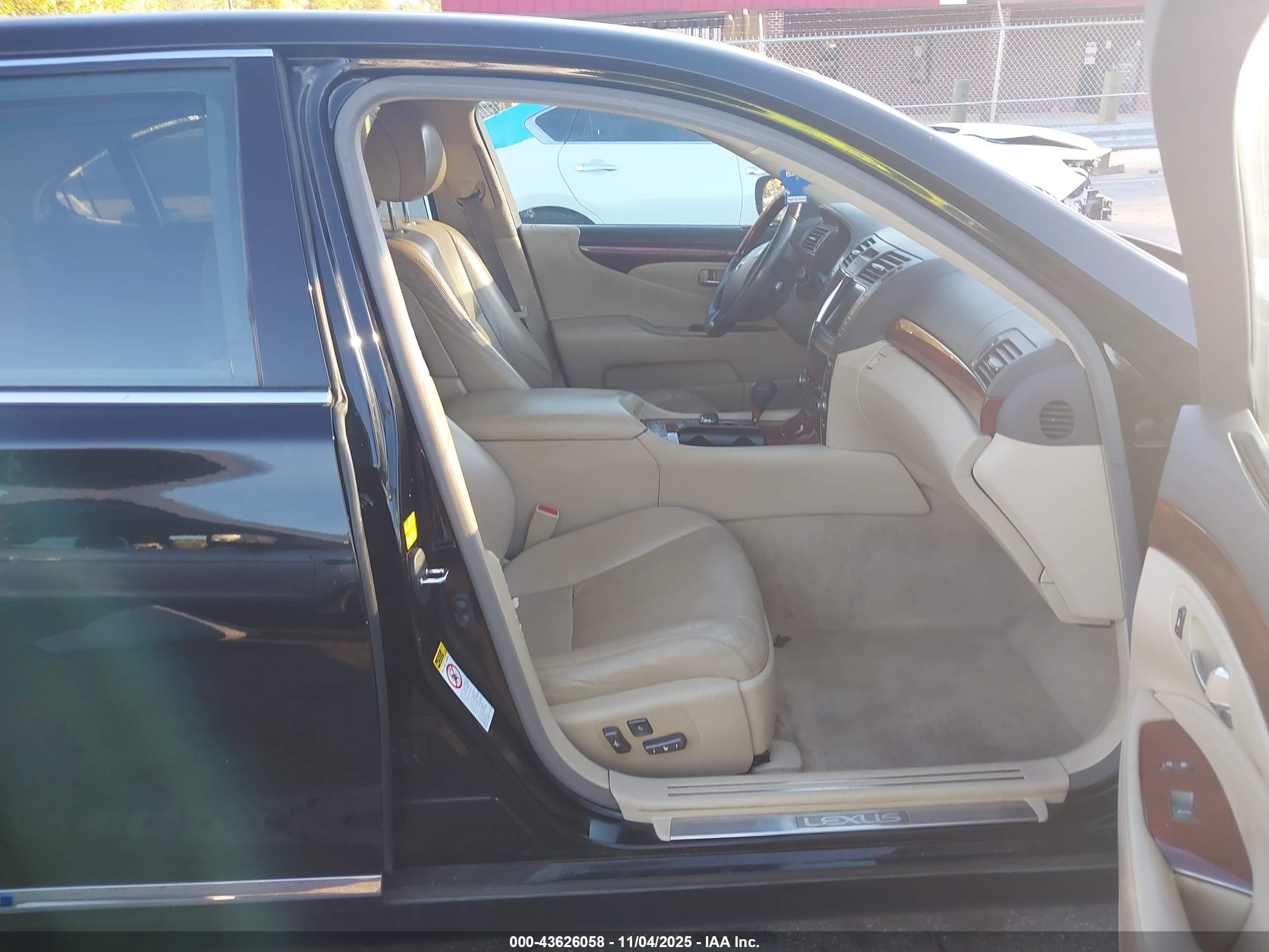2008 Lexus Ls 600h   Black vin: JTHDU46F785002480