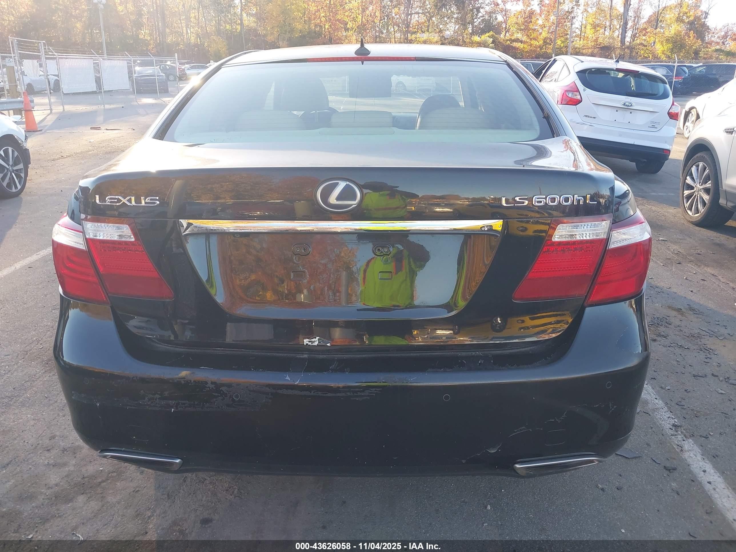 2008 Lexus Ls 600h   Black vin: JTHDU46F785002480