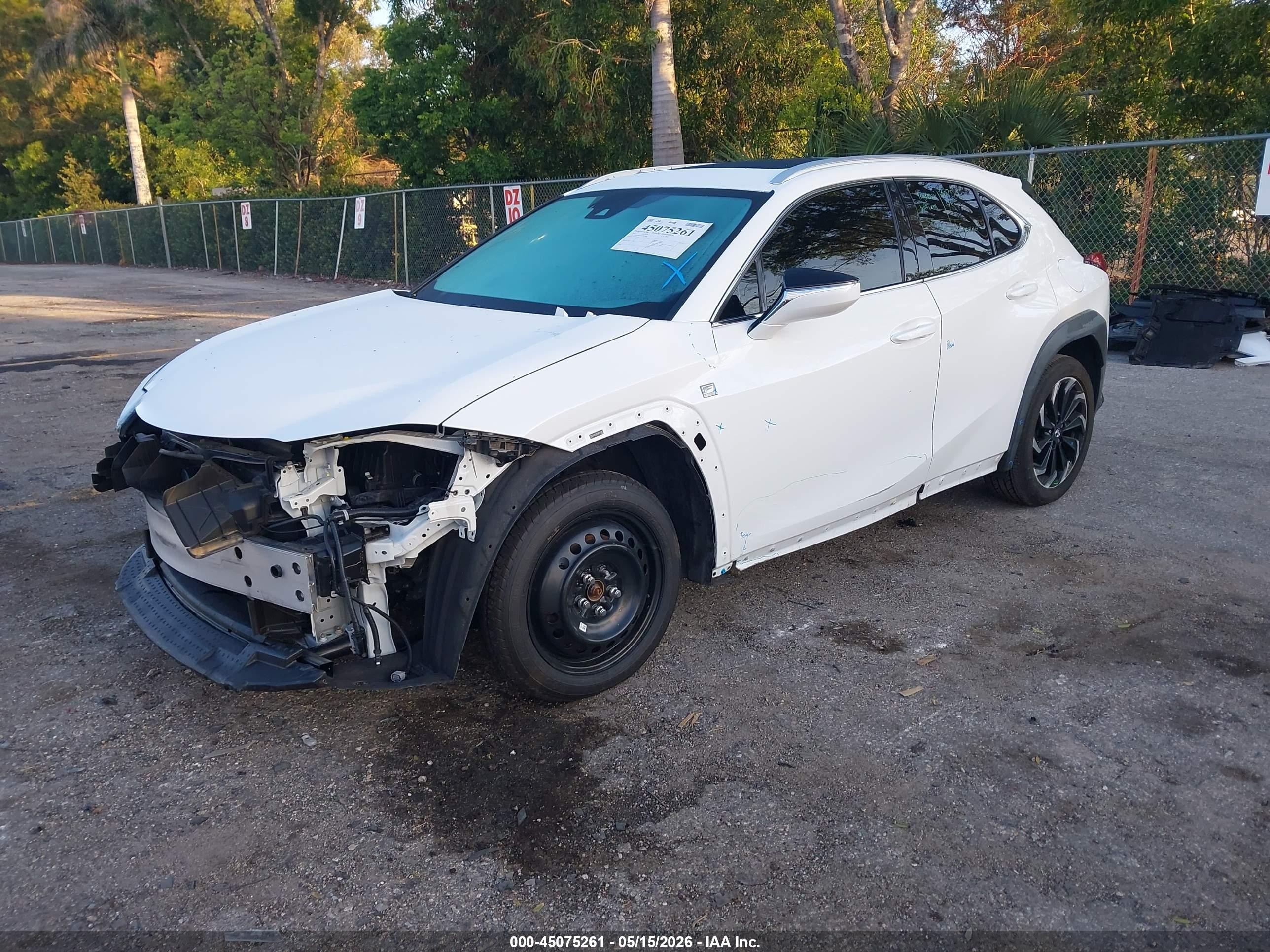 2021 Lexus Ux 200 F Sport White vin: JTHE3JBH8M2041460
