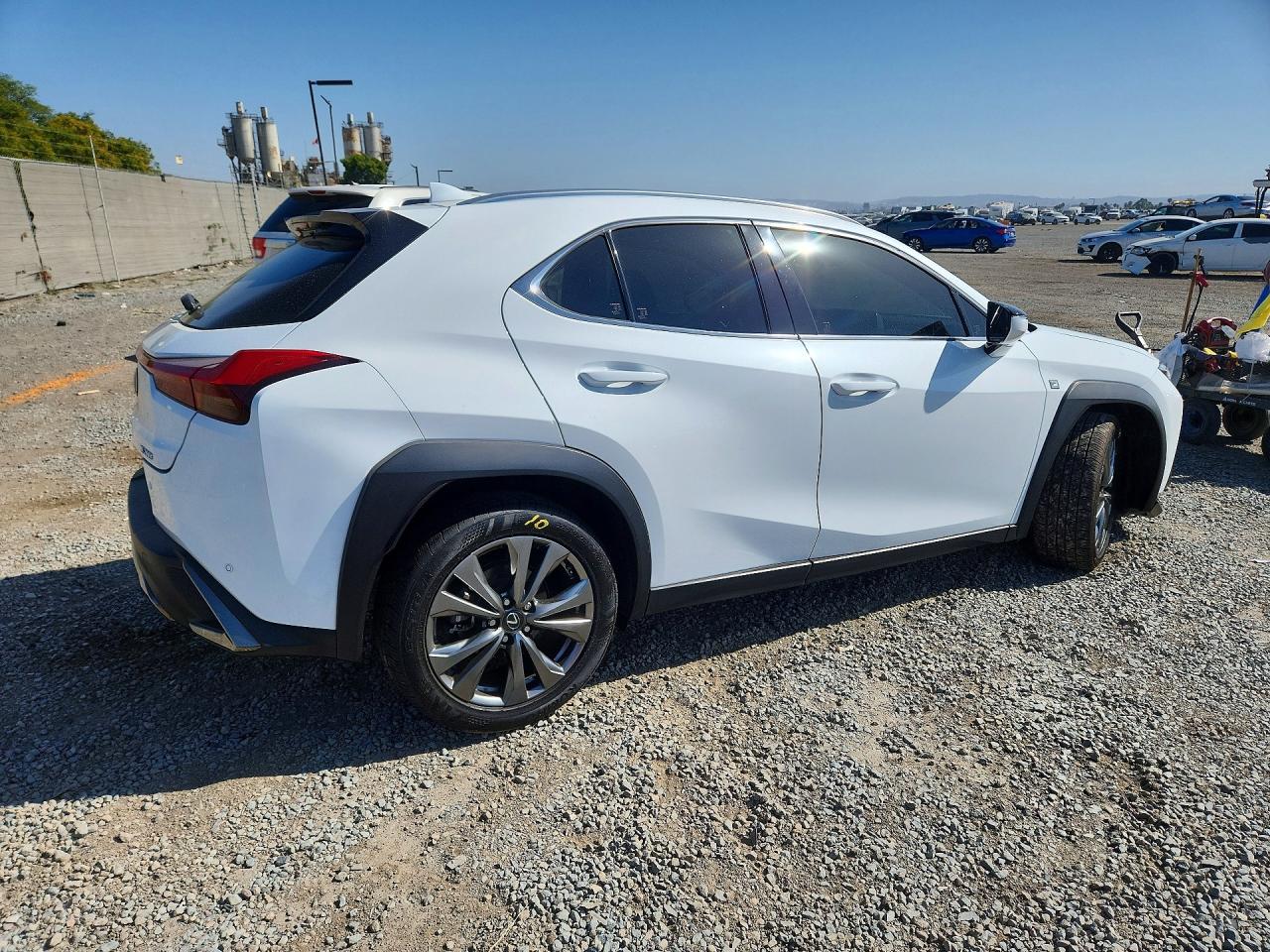 2021 Lexus Ux 200 White vin: JTHE3JBHXM2037118