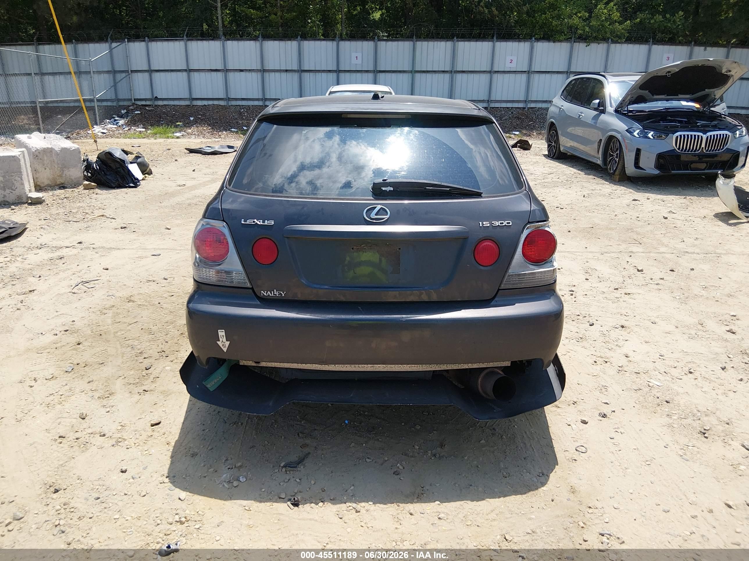 2004 Lexus Is 300 Sport Cross Gray vin: JTHED192340089488