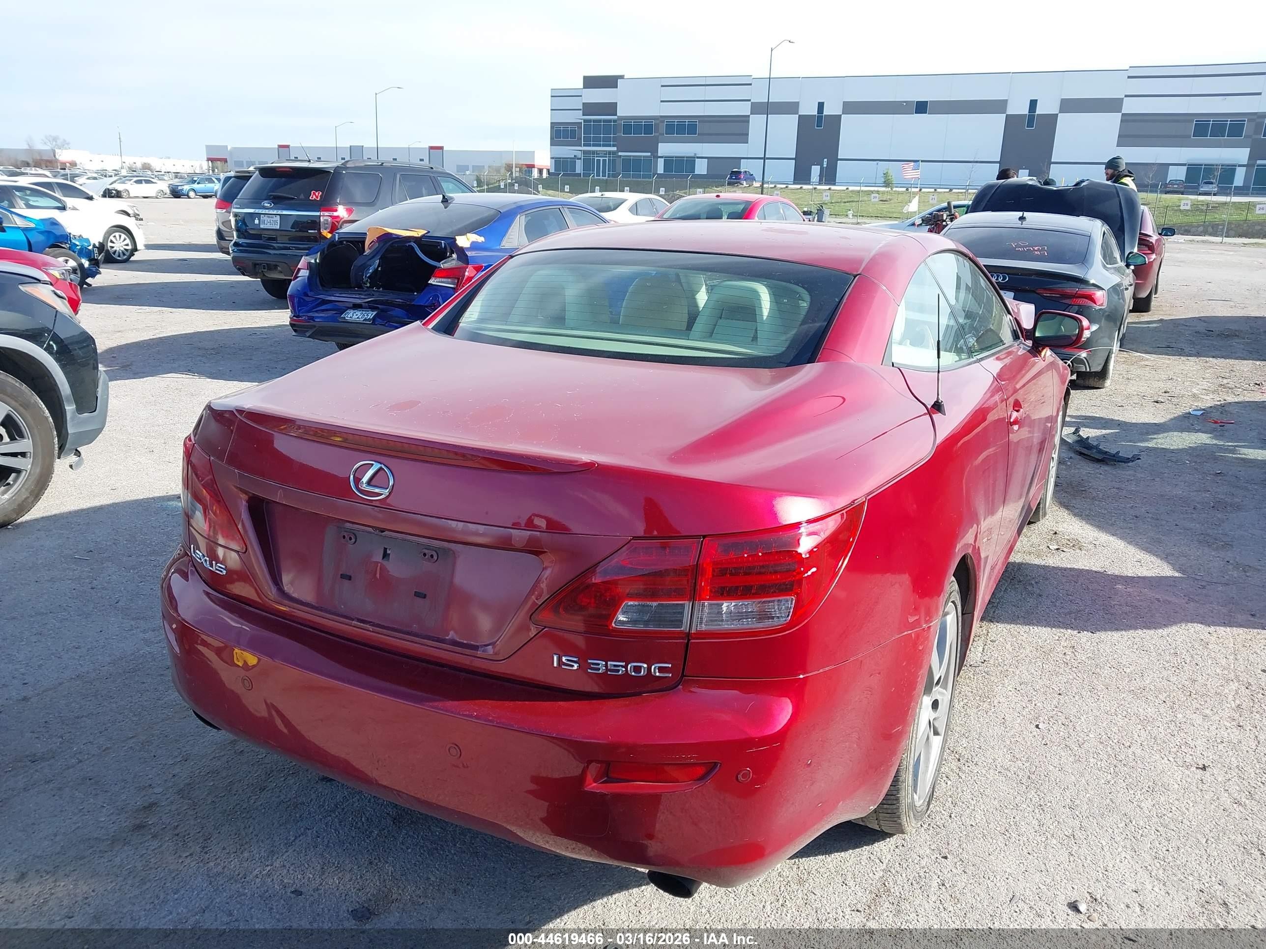 2010 Lexus Is 350c   Red vin: JTHFE2C20A2502712