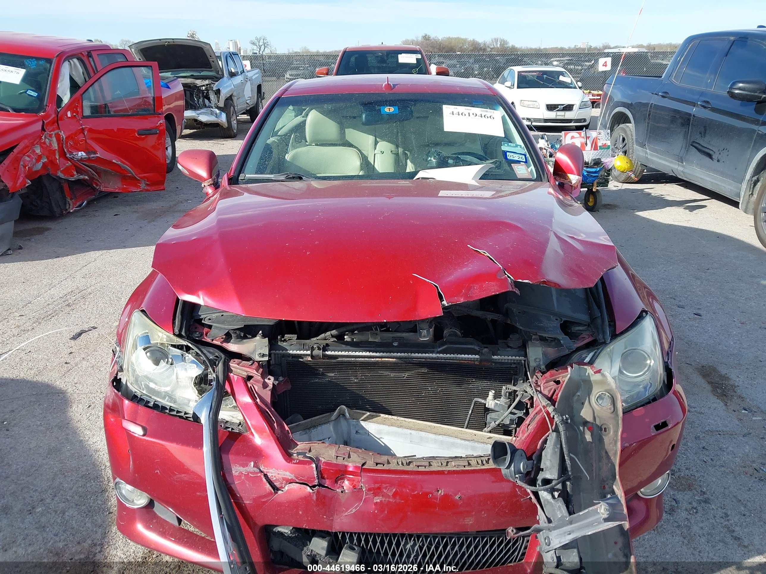 2010 Lexus Is 350c   Red vin: JTHFE2C20A2502712