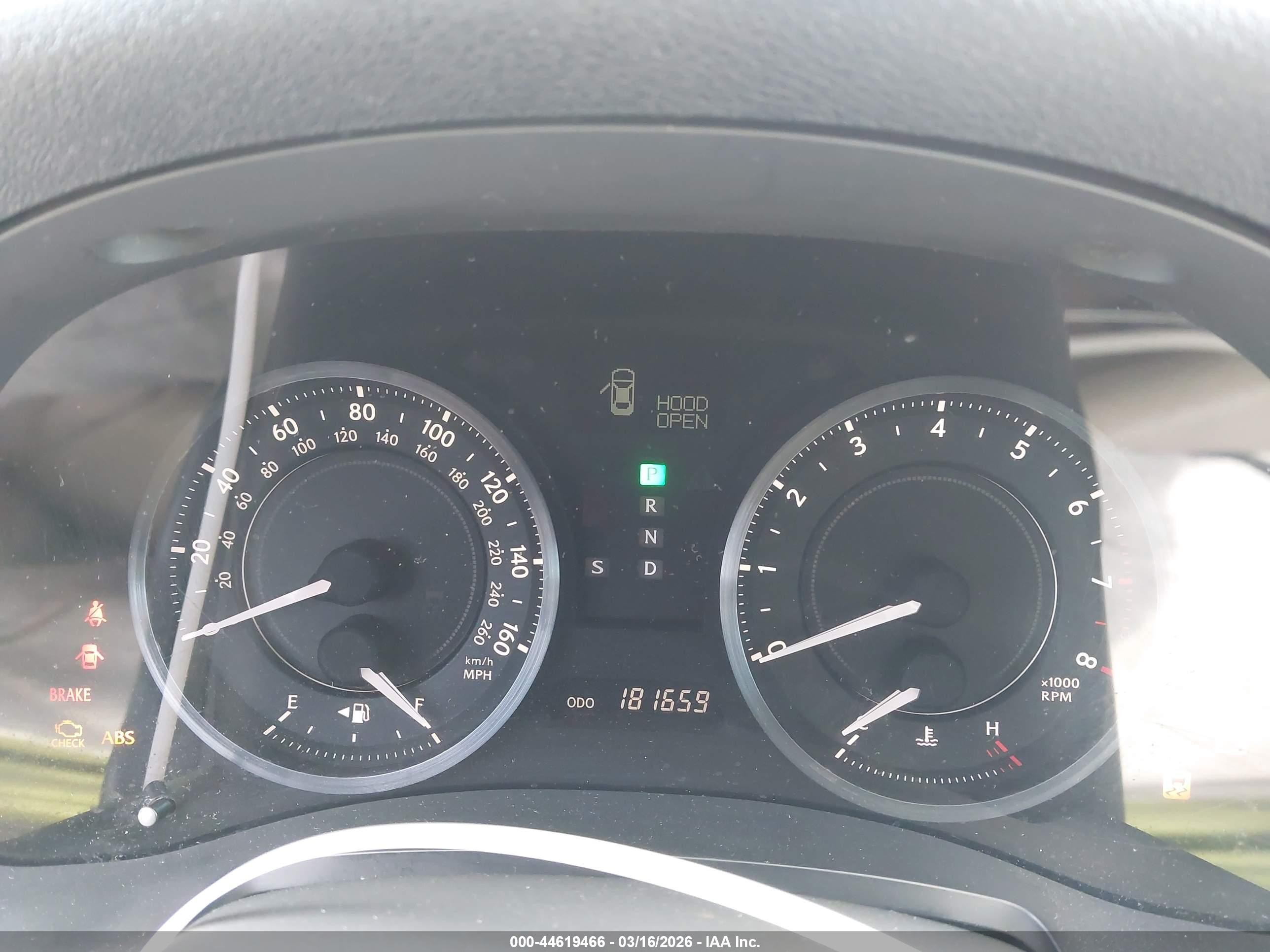 2010 Lexus Is 350c   Red vin: JTHFE2C20A2502712
