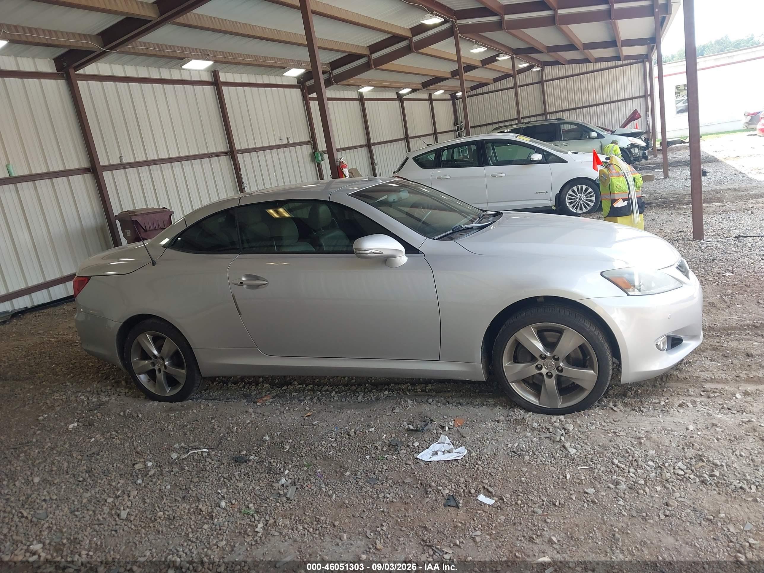2011 Lexus Is 350c   Silver vin: JTHFE2C21B2505653