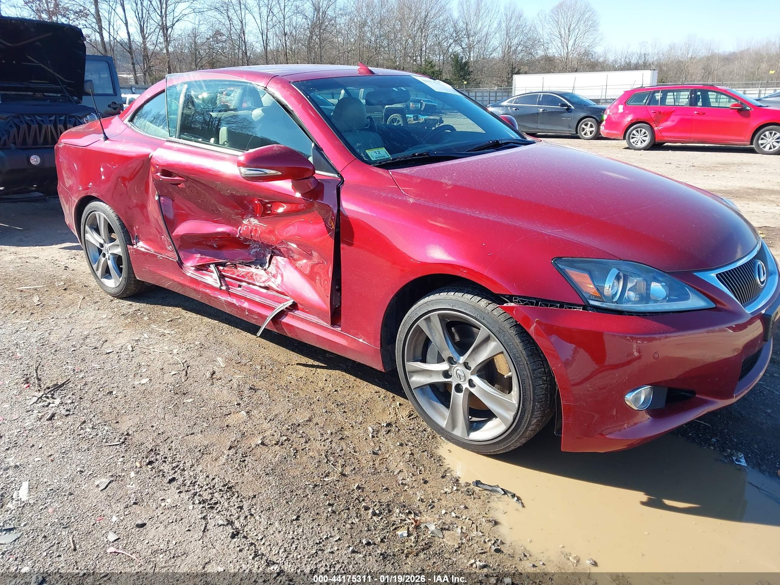 2012 Lexus Is 350c   Maroon vin: JTHFE2C21C2507887