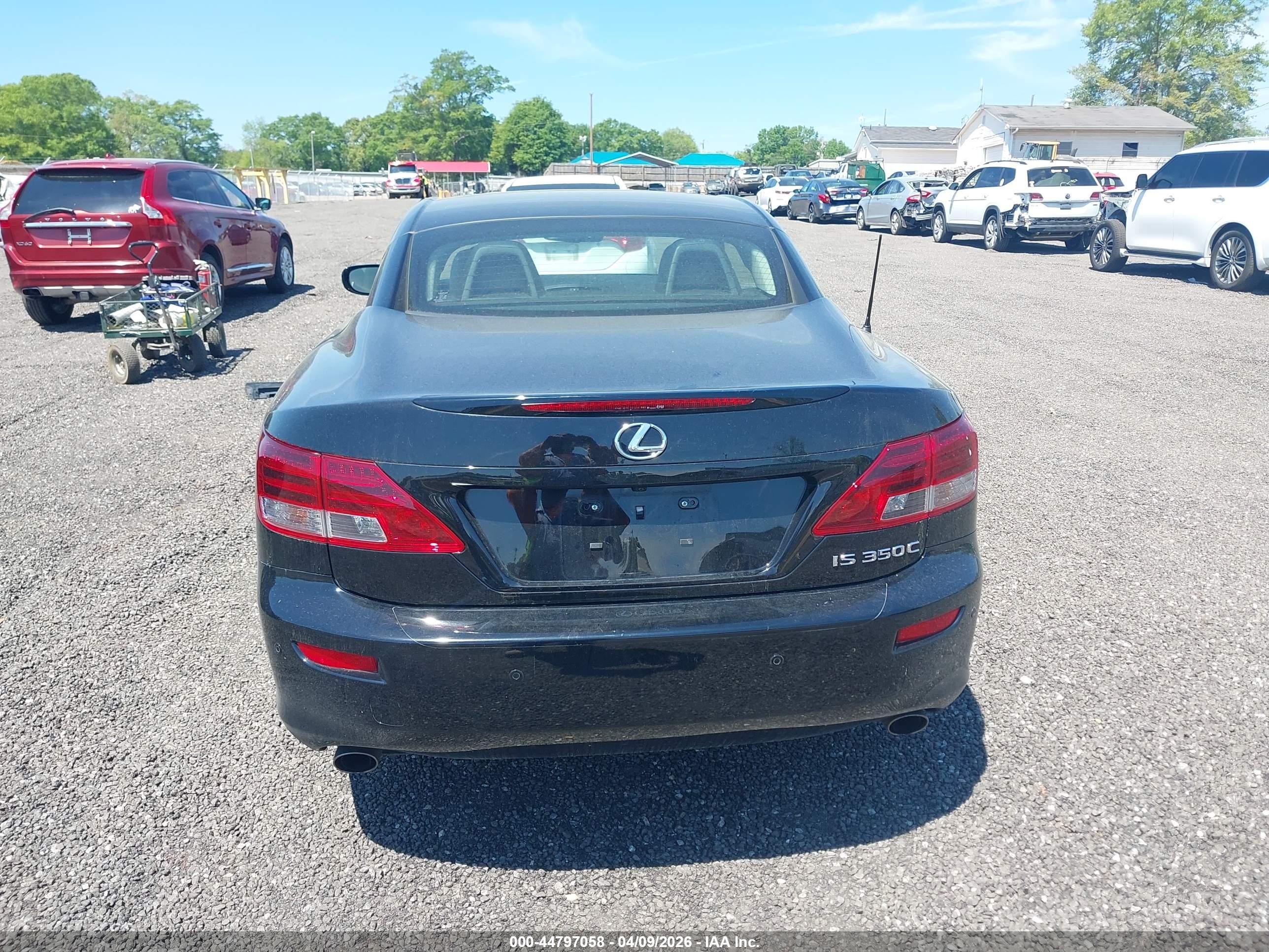 2014 Lexus Is 350c   Черный vin: JTHFE2C21E2510582
