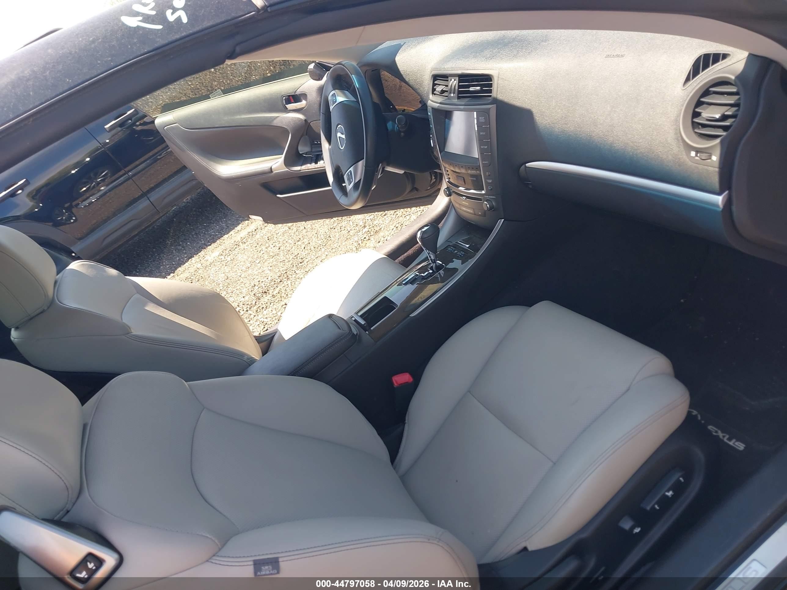 2014 Lexus Is 350c   Черный vin: JTHFE2C21E2510582