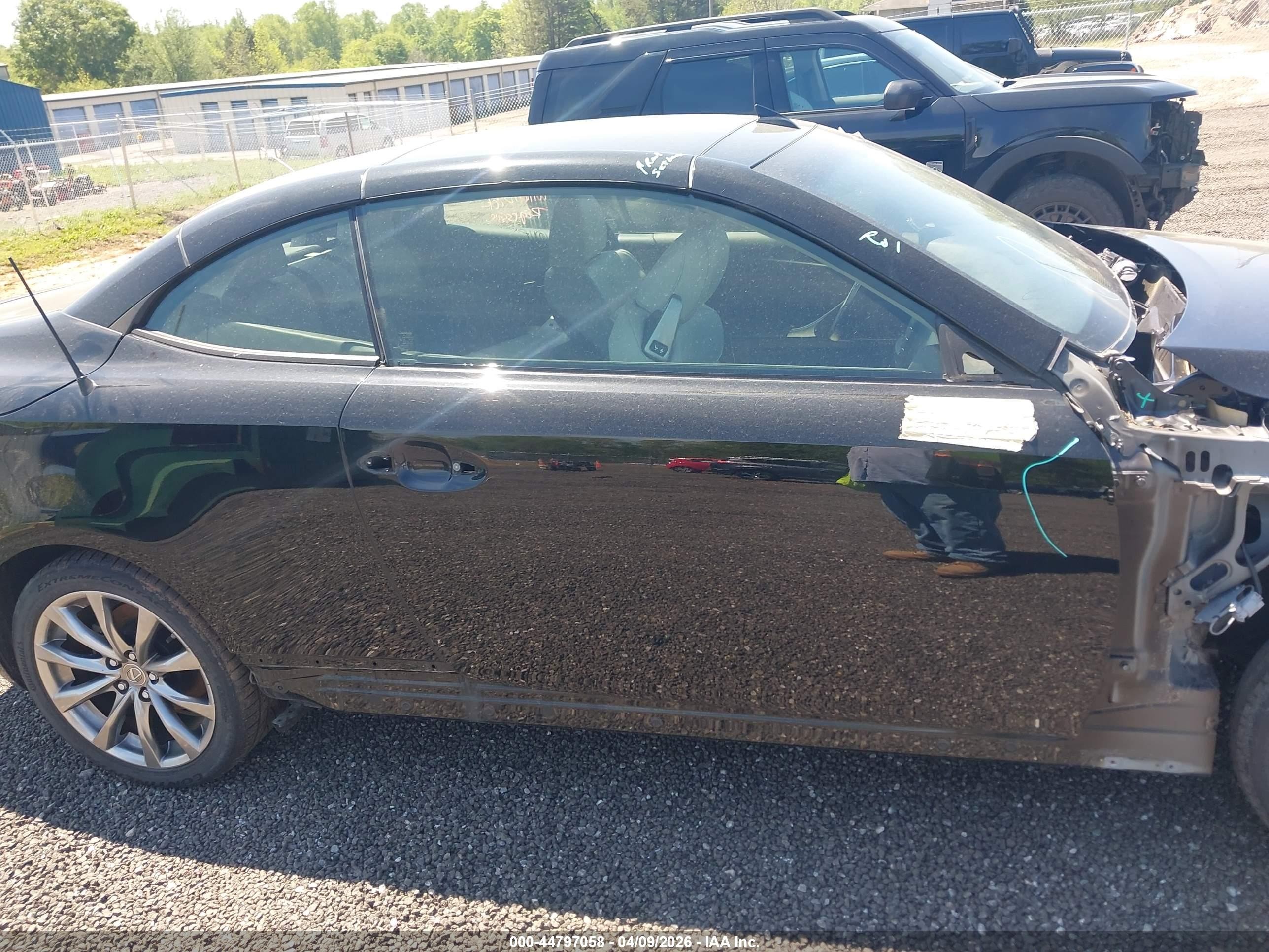 2014 Lexus Is 350c   Черный vin: JTHFE2C21E2510582