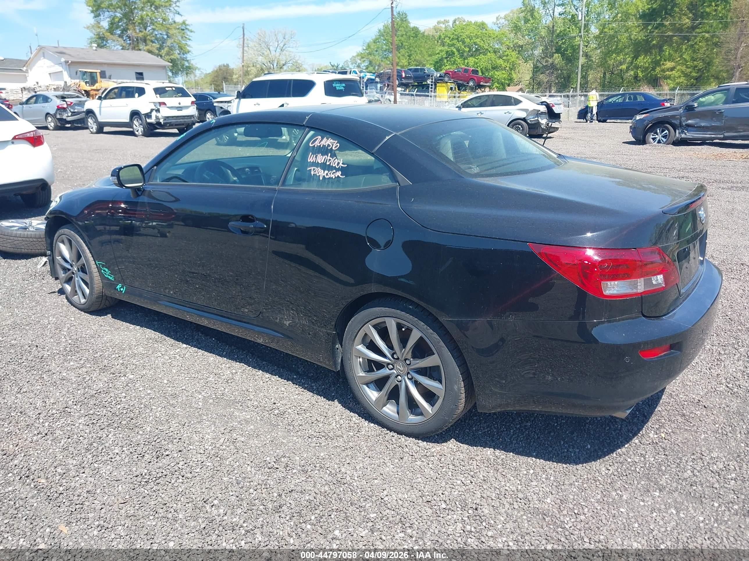 2014 Lexus Is 350c   Черный vin: JTHFE2C21E2510582