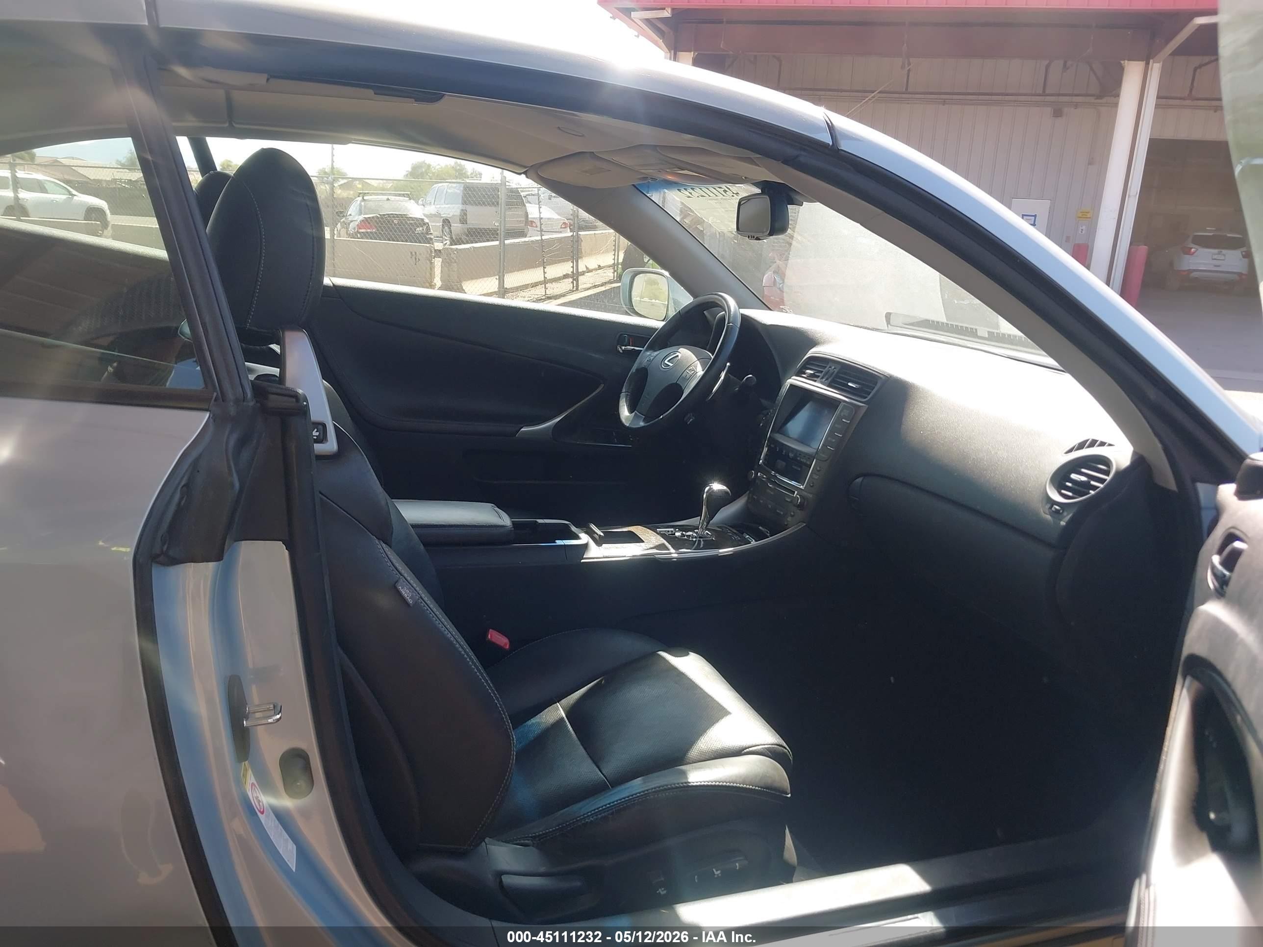 2010 Lexus Is 350c   Blue vin: JTHFE2C22A2500573
