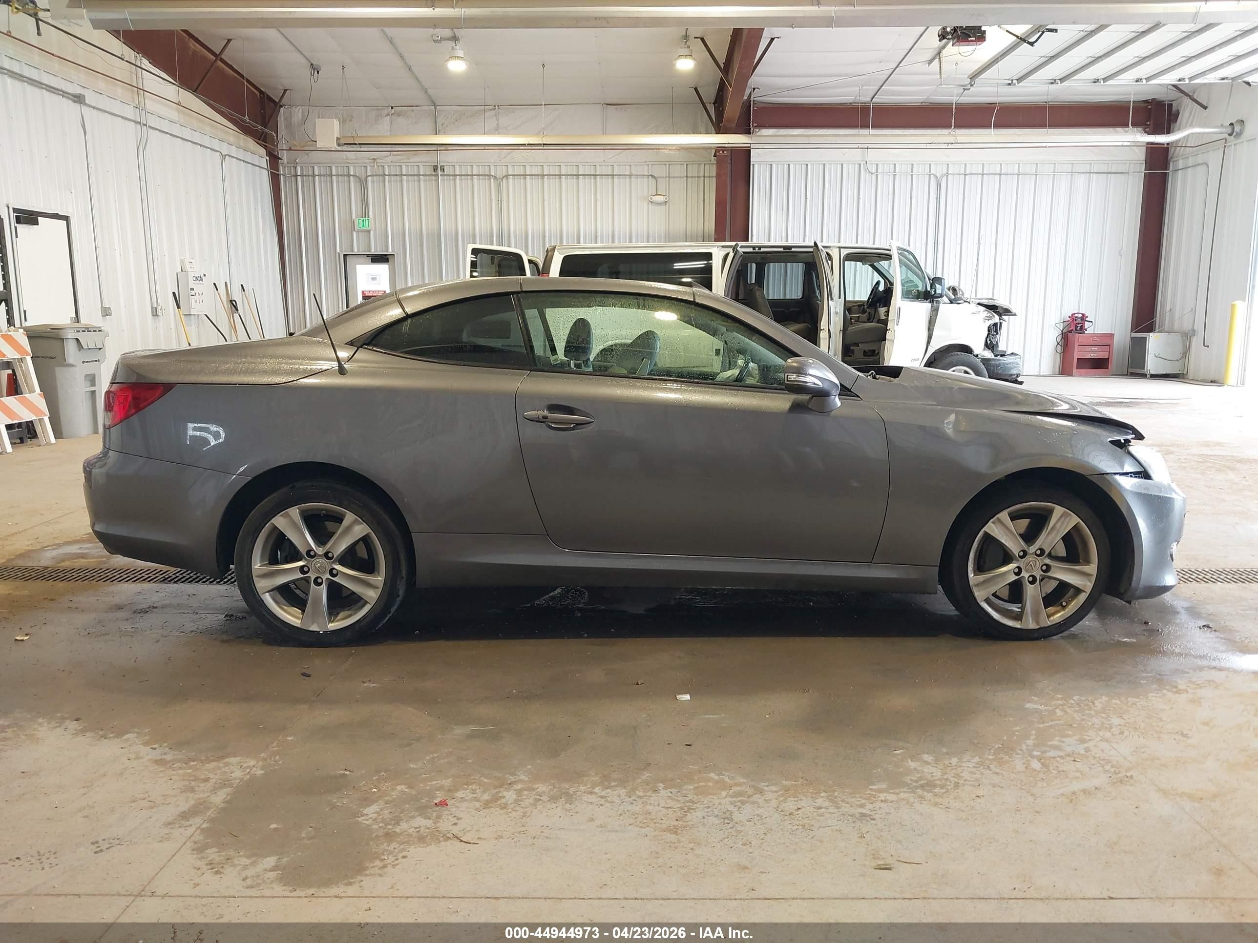 2012 Lexus Is 350c   Gray vin: JTHFE2C23C2508796
