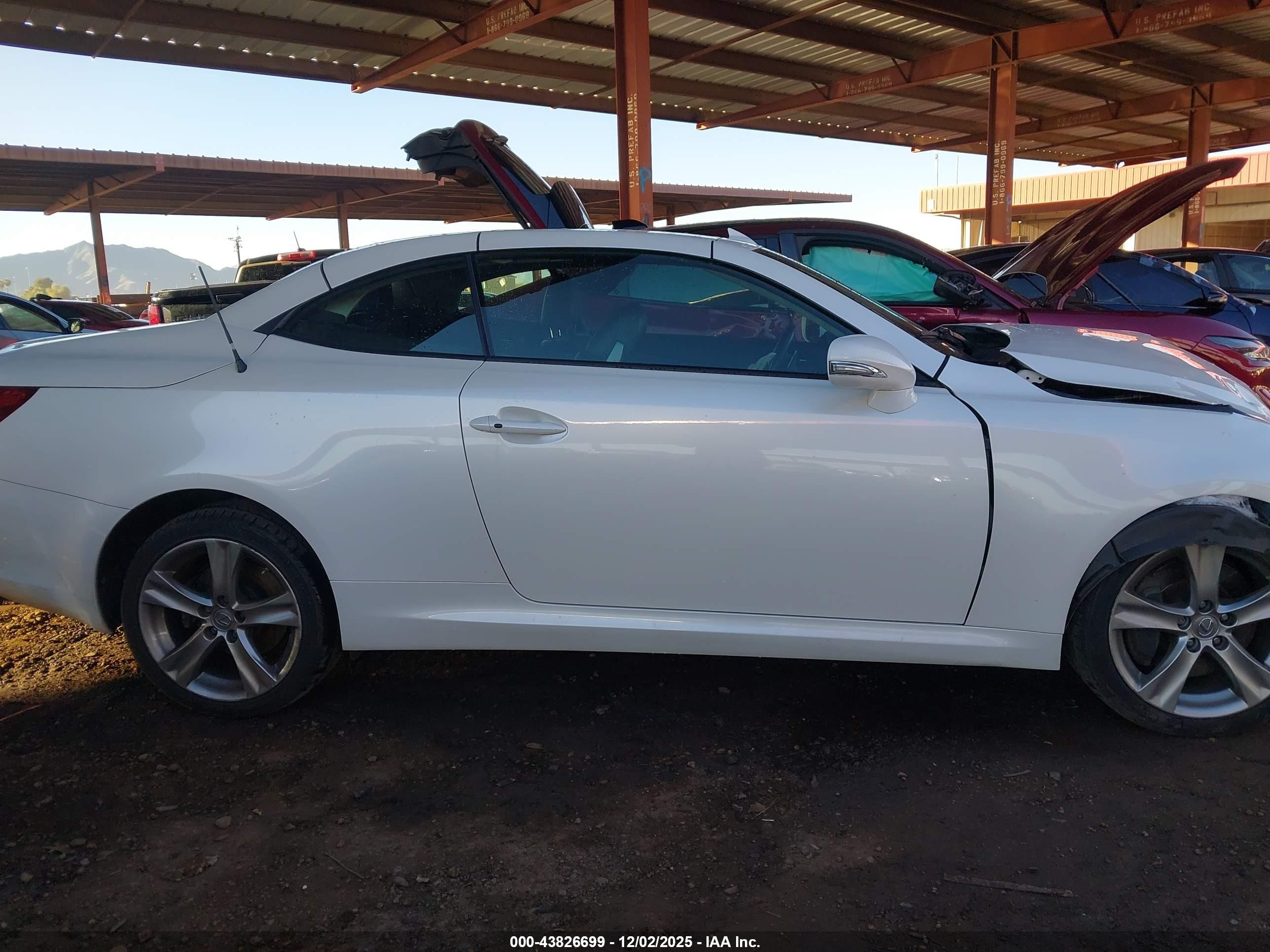 2012 Lexus Is 350c   White vin: JTHFE2C24C2508161