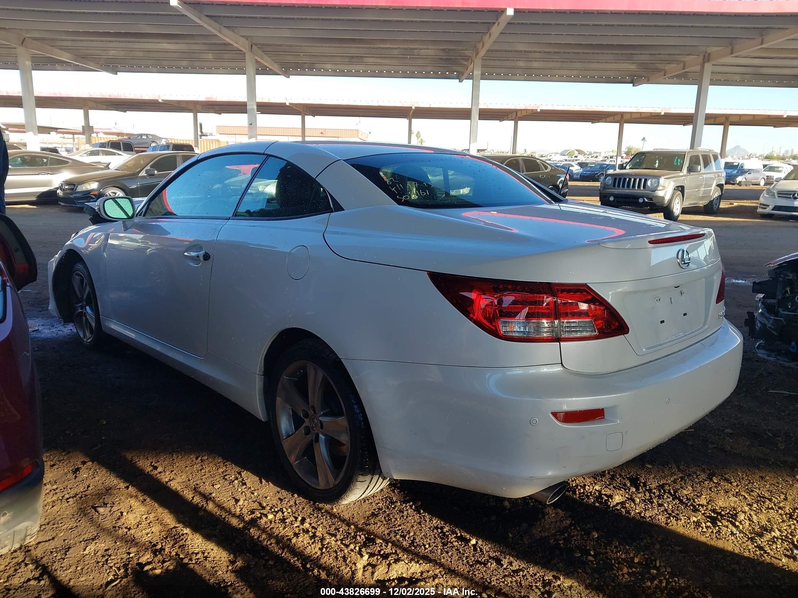 2012 Lexus Is 350c   White vin: JTHFE2C24C2508161