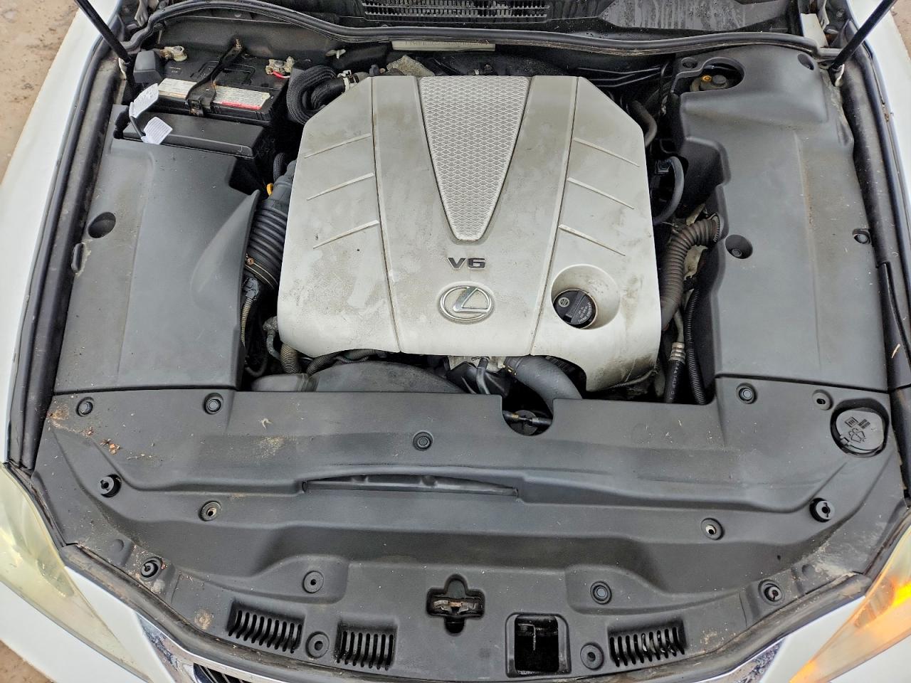 2010 Lexus Is 350c Base White vin: JTHFE2C25A2500664