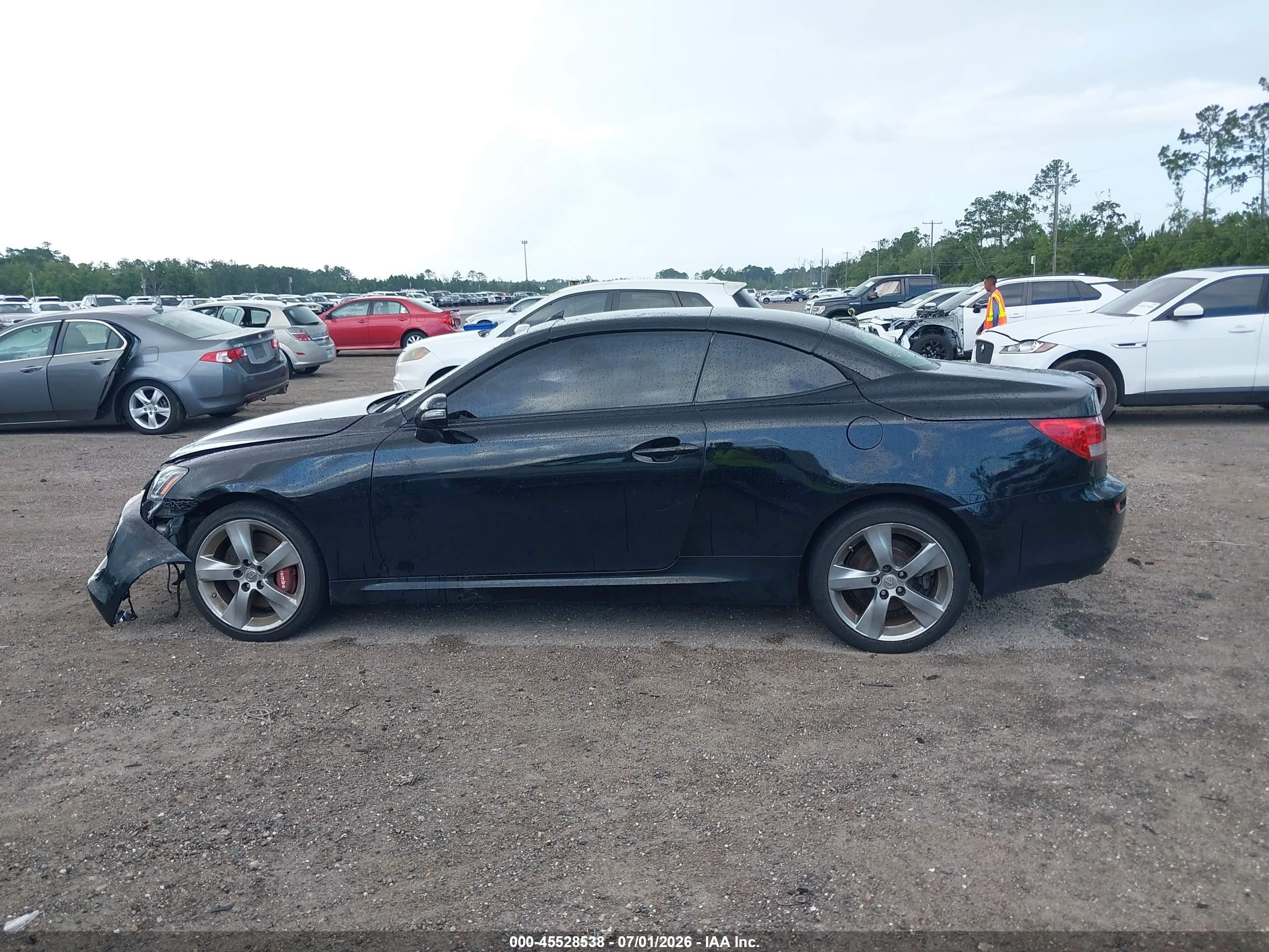 2010 Lexus Is 350c   Black vin: JTHFE2C26A2504836