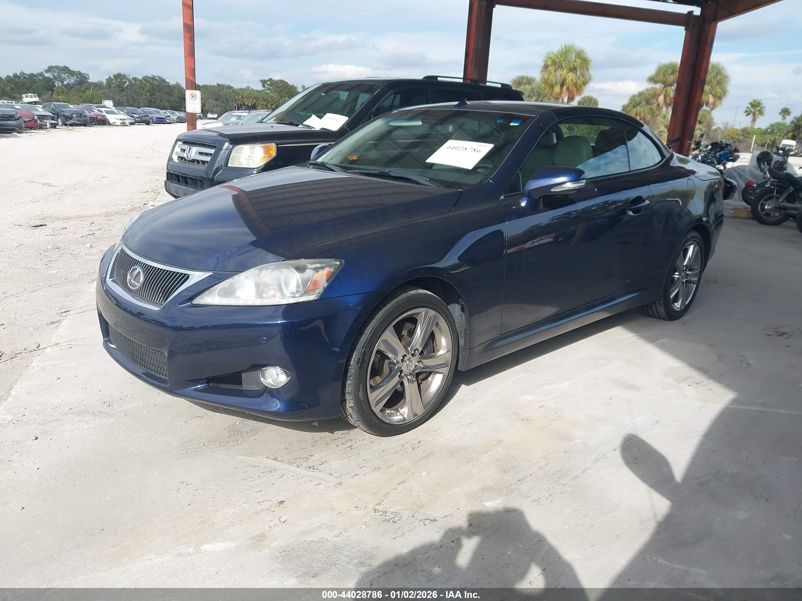 2012 Lexus Is 350c   Blue vin: JTHFE2C26C2508159