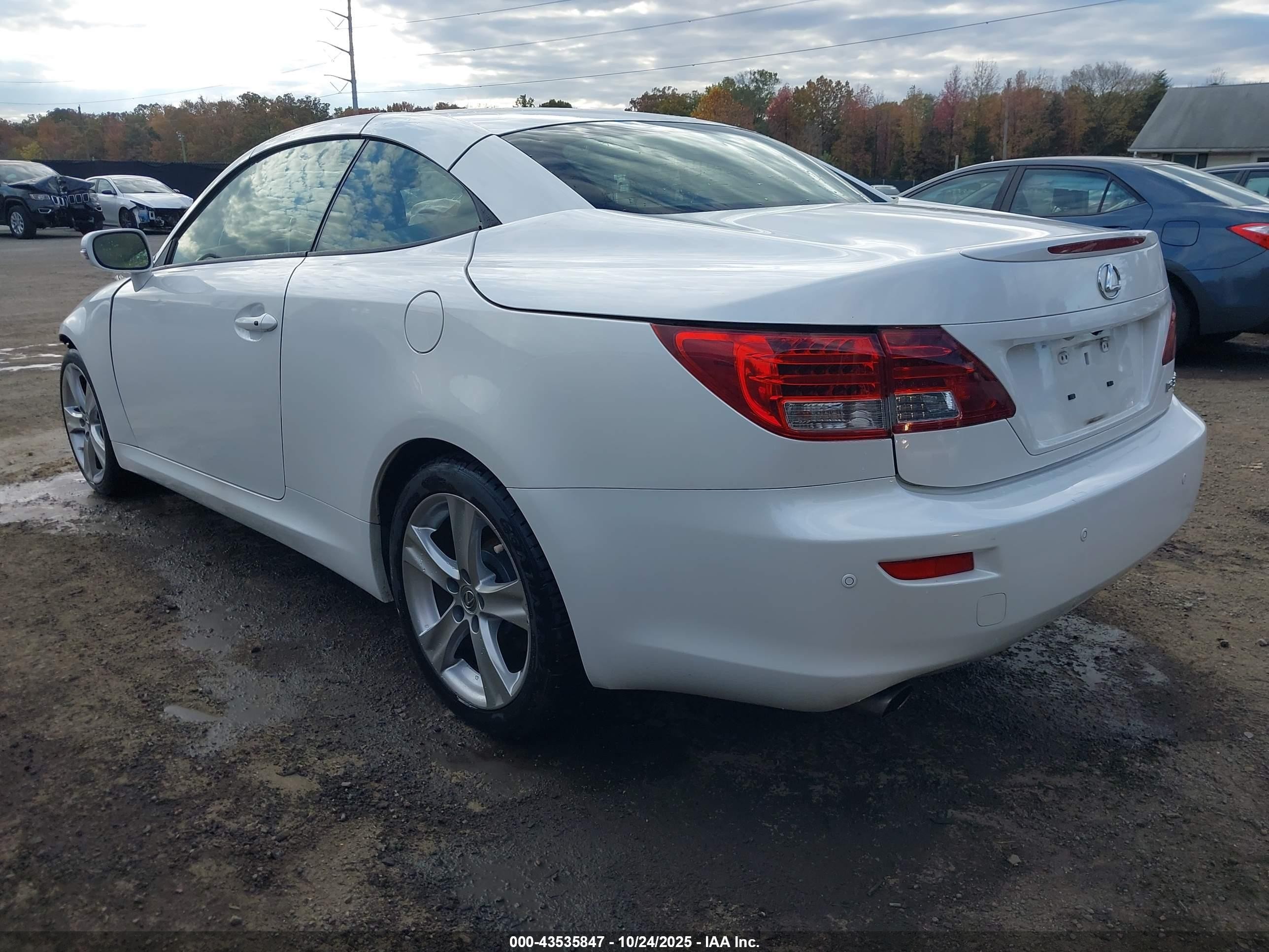 2013 Lexus Is 350c   White vin: JTHFE2C26D2509202