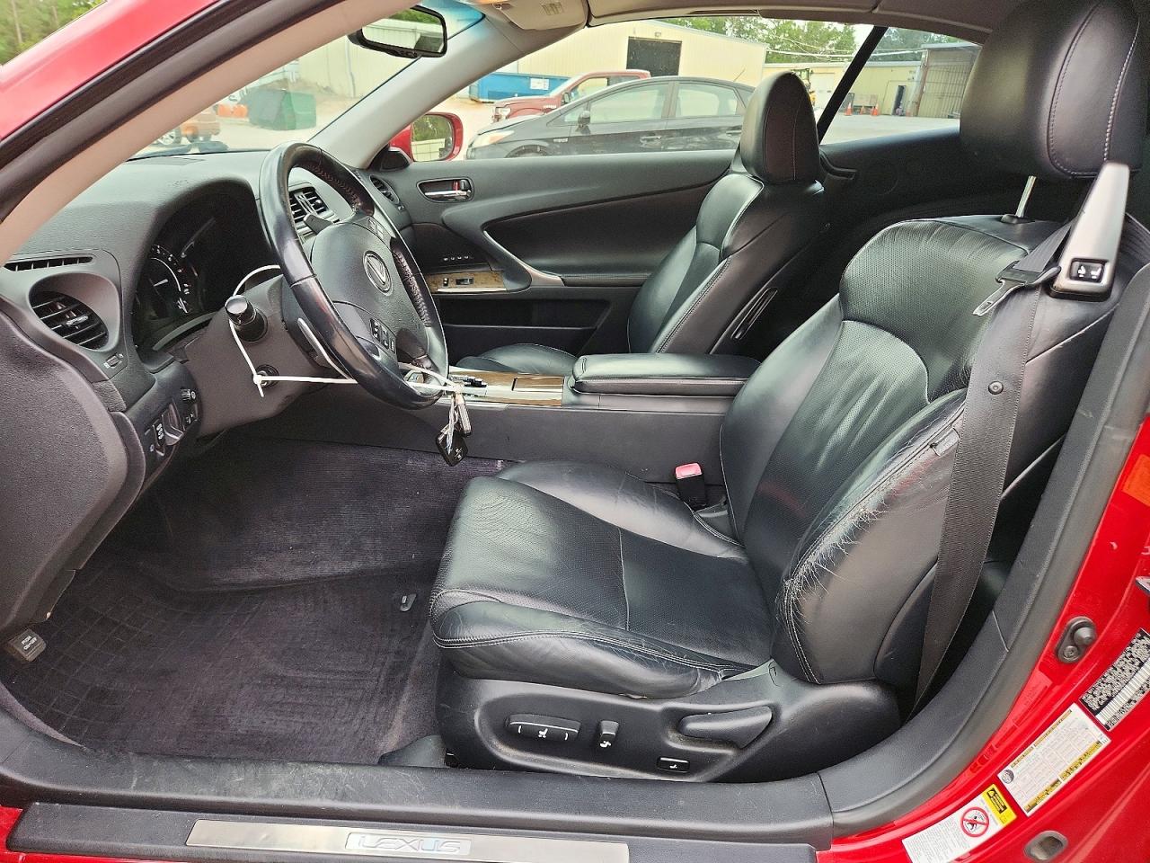 2010 Lexus Is 350 Red vin: JTHFE2C27A2504716