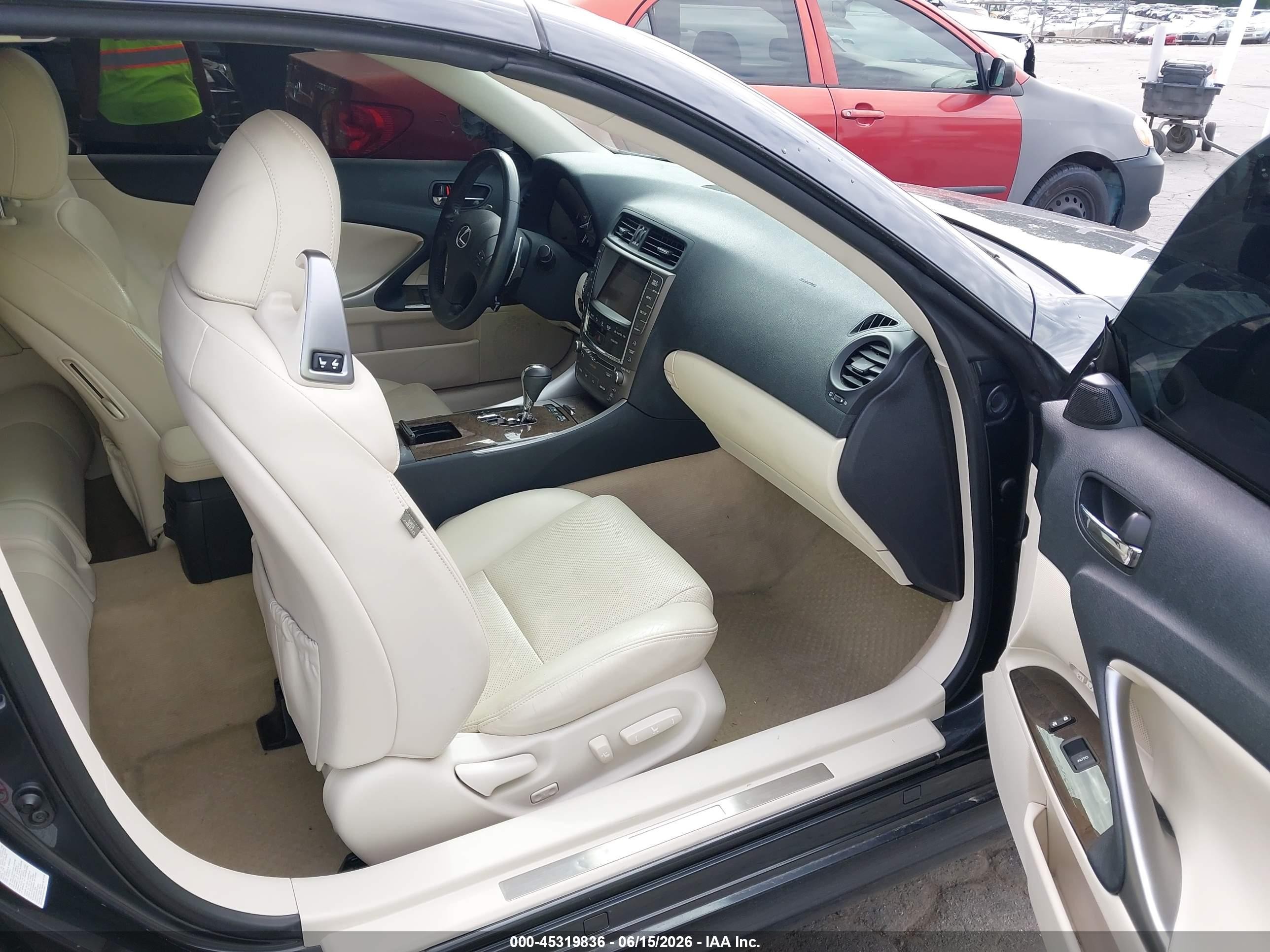 2010 Lexus Is 350c   Gray vin: JTHFE2C28A2504045