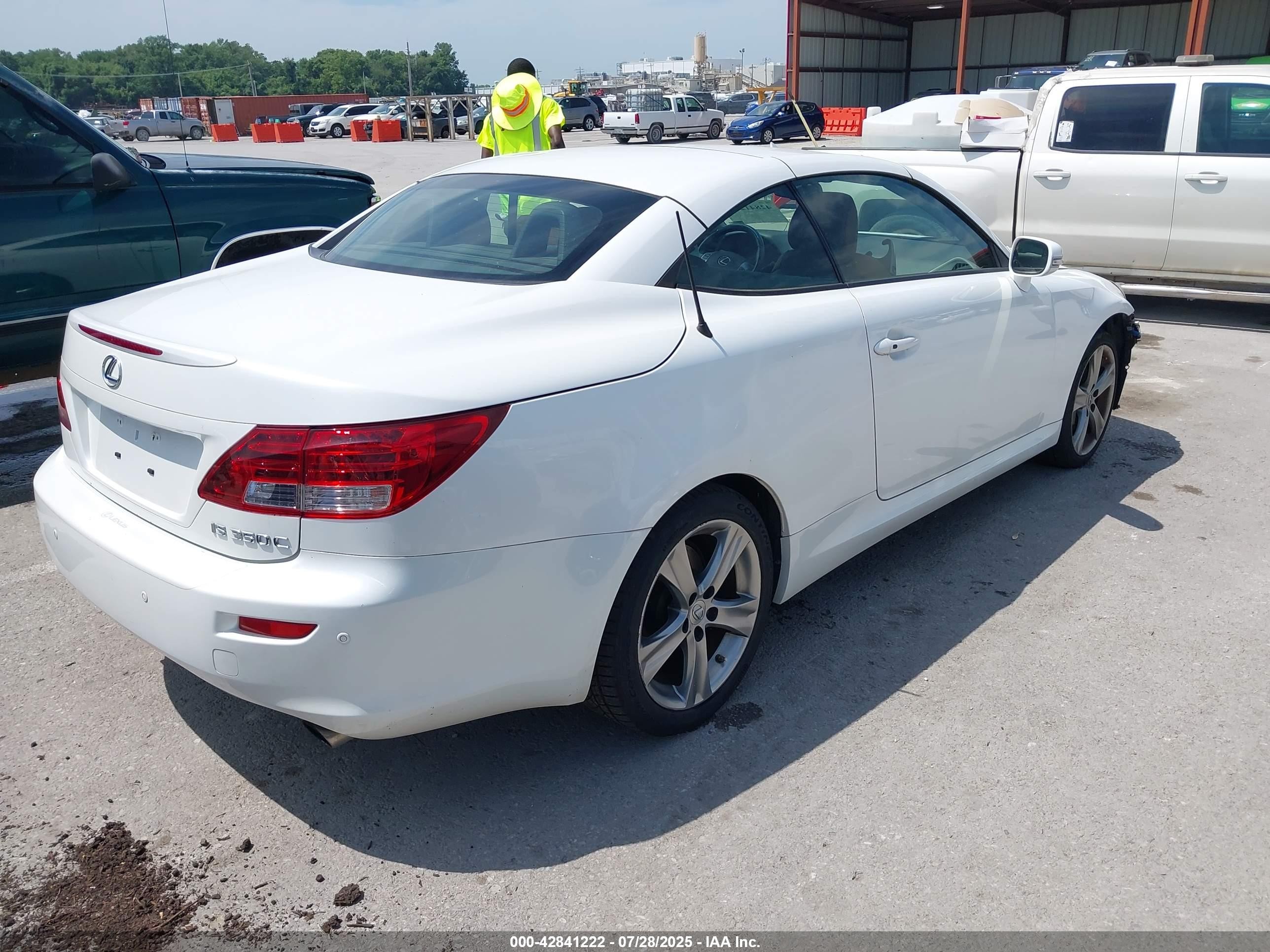 2012 Lexus Is 350c   White vin: JTHFE2C29C2508625