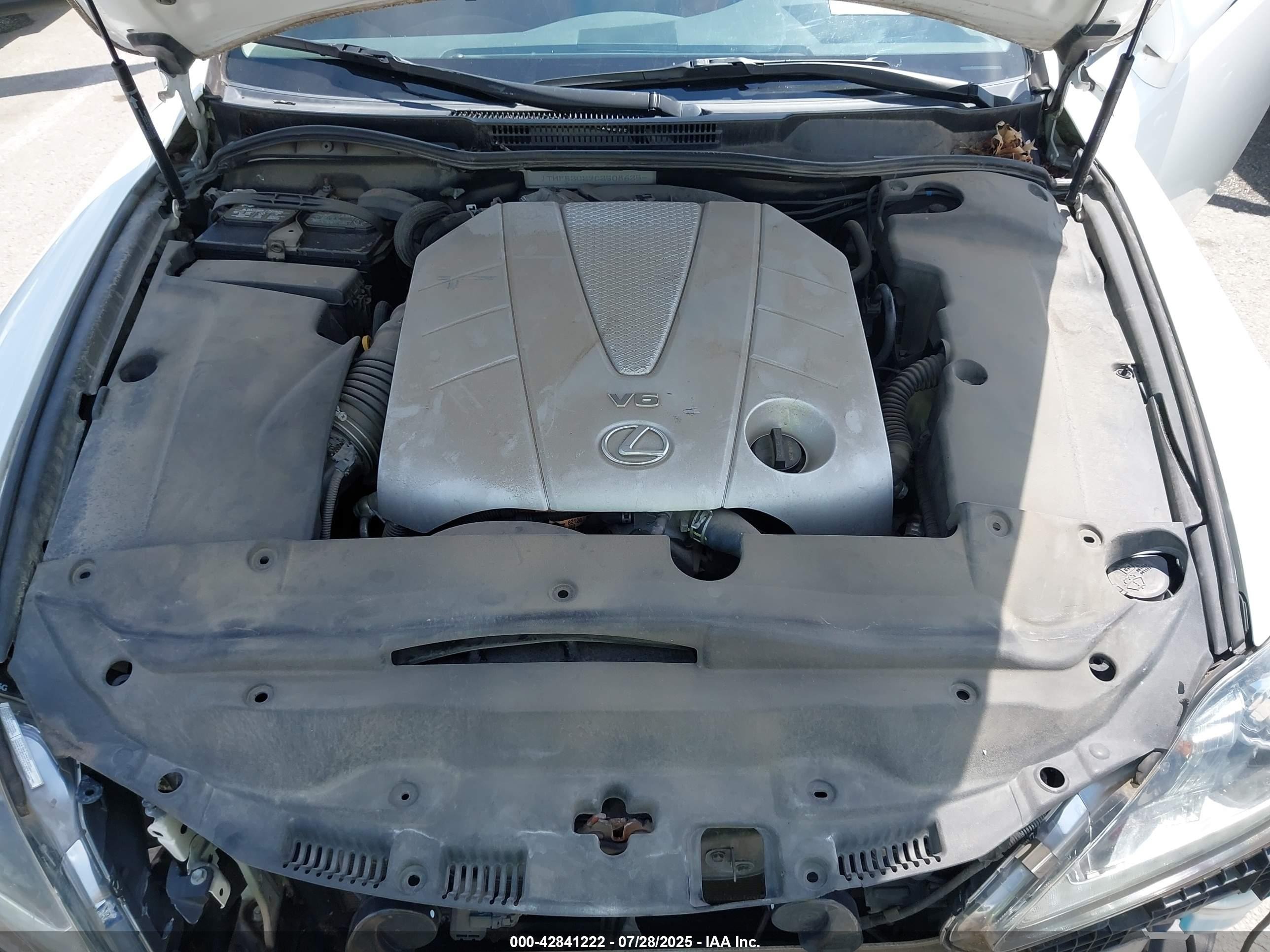 2012 Lexus Is 350c   White vin: JTHFE2C29C2508625