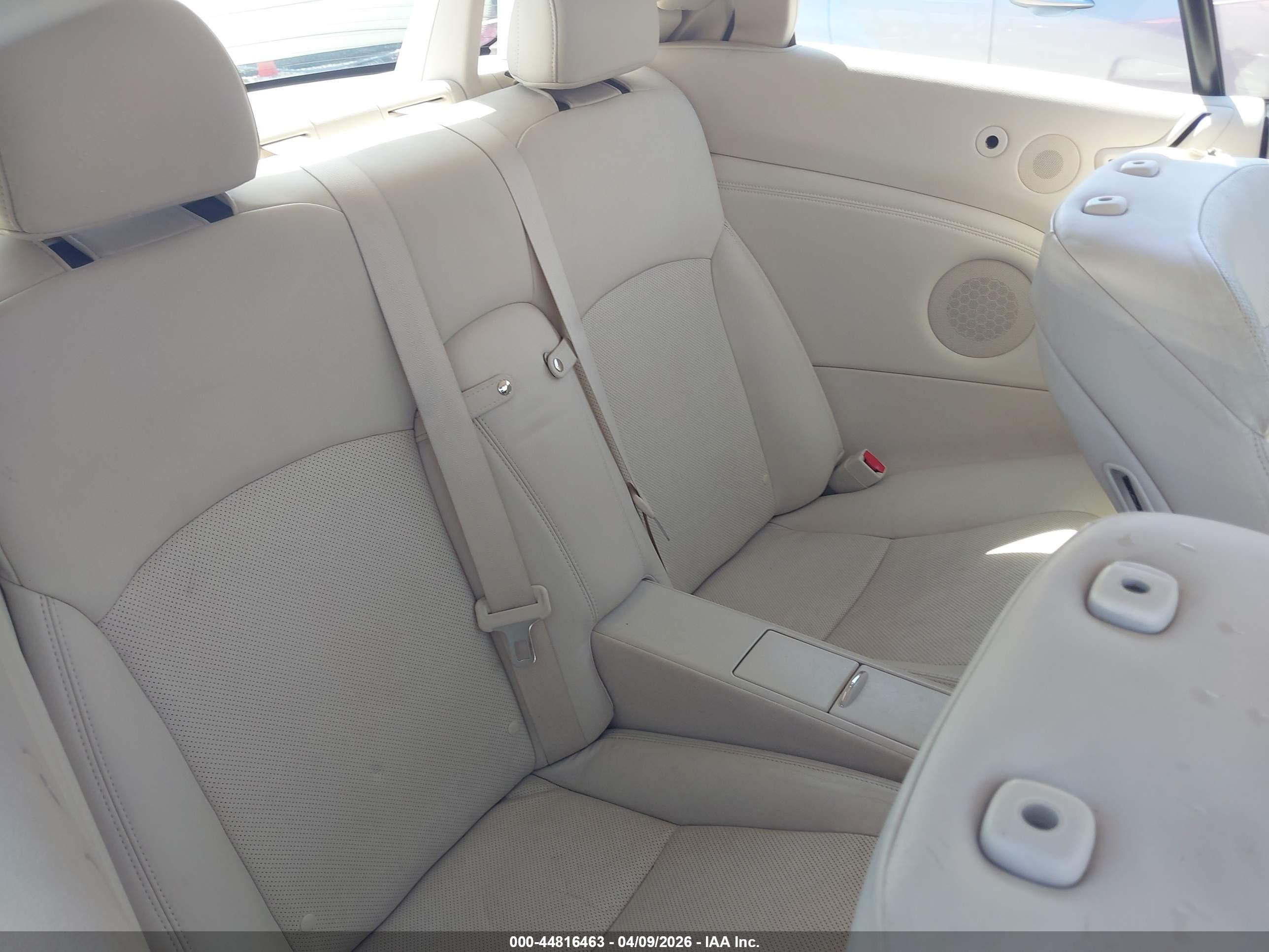 2010 Lexus Is 350c   Red vin: JTHFE2C2XA2502166