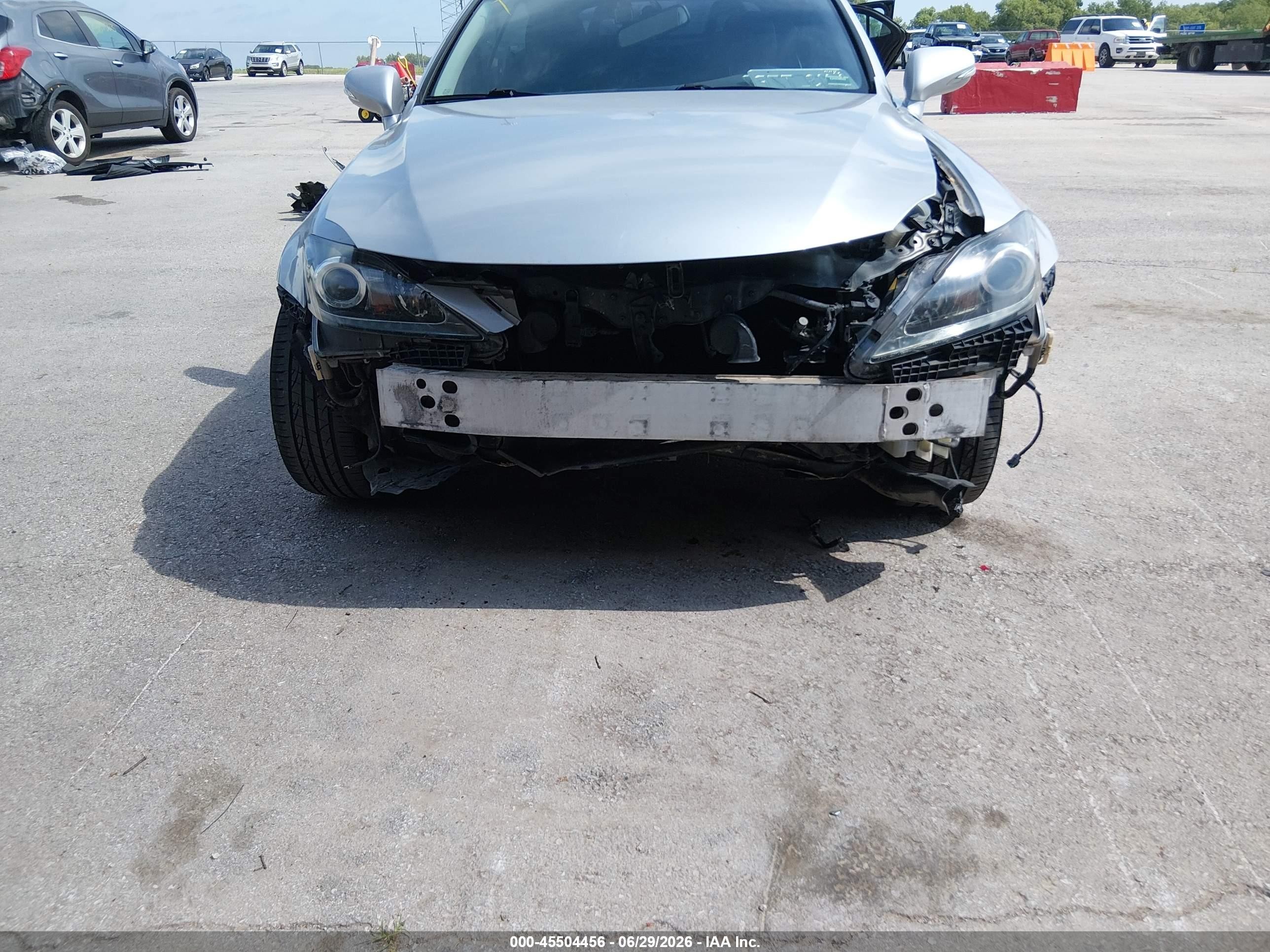 2011 Lexus Is 350c   Silver vin: JTHFE2C2XB2507031