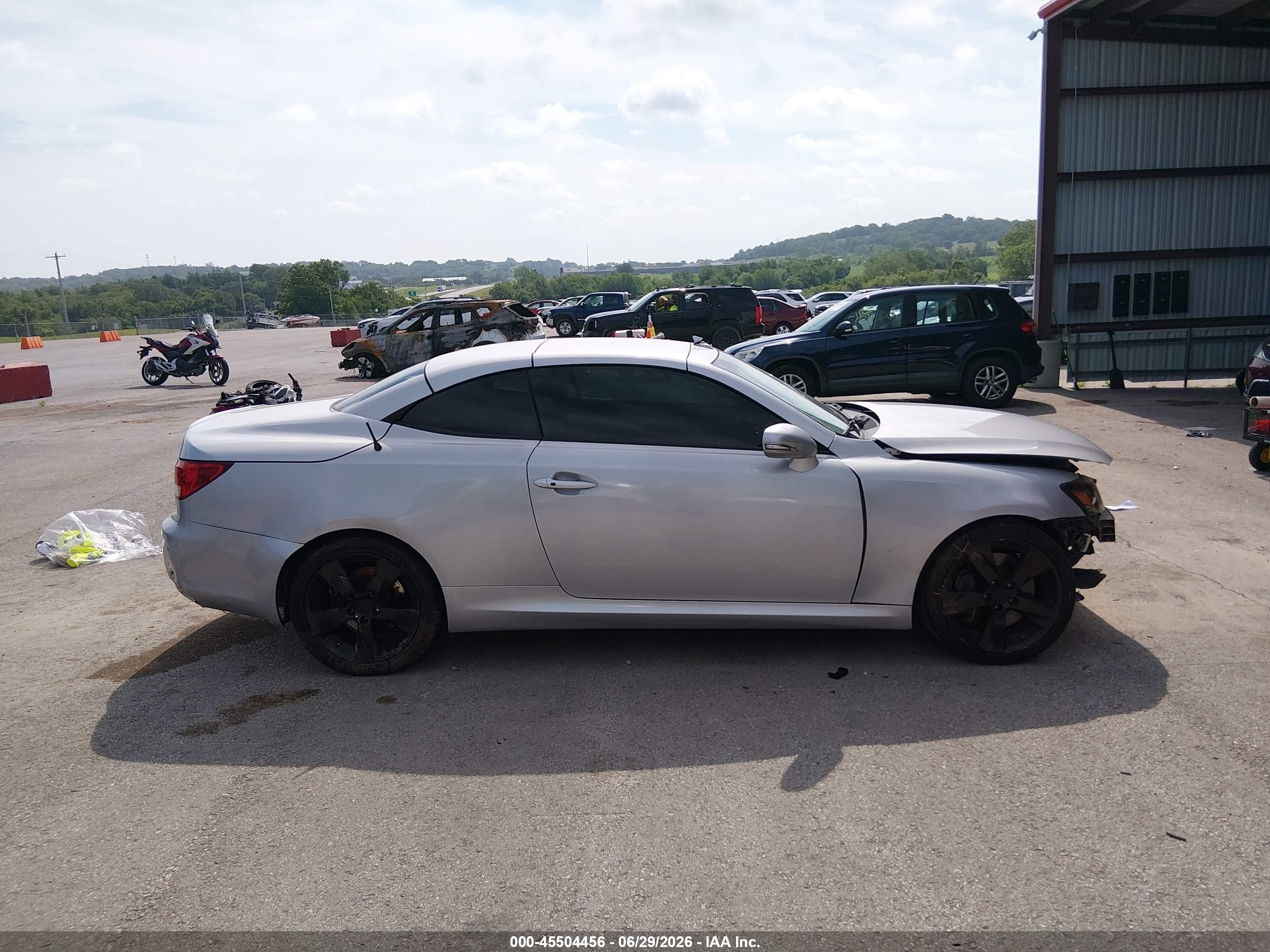 2011 Lexus Is 350c   Silver vin: JTHFE2C2XB2507031