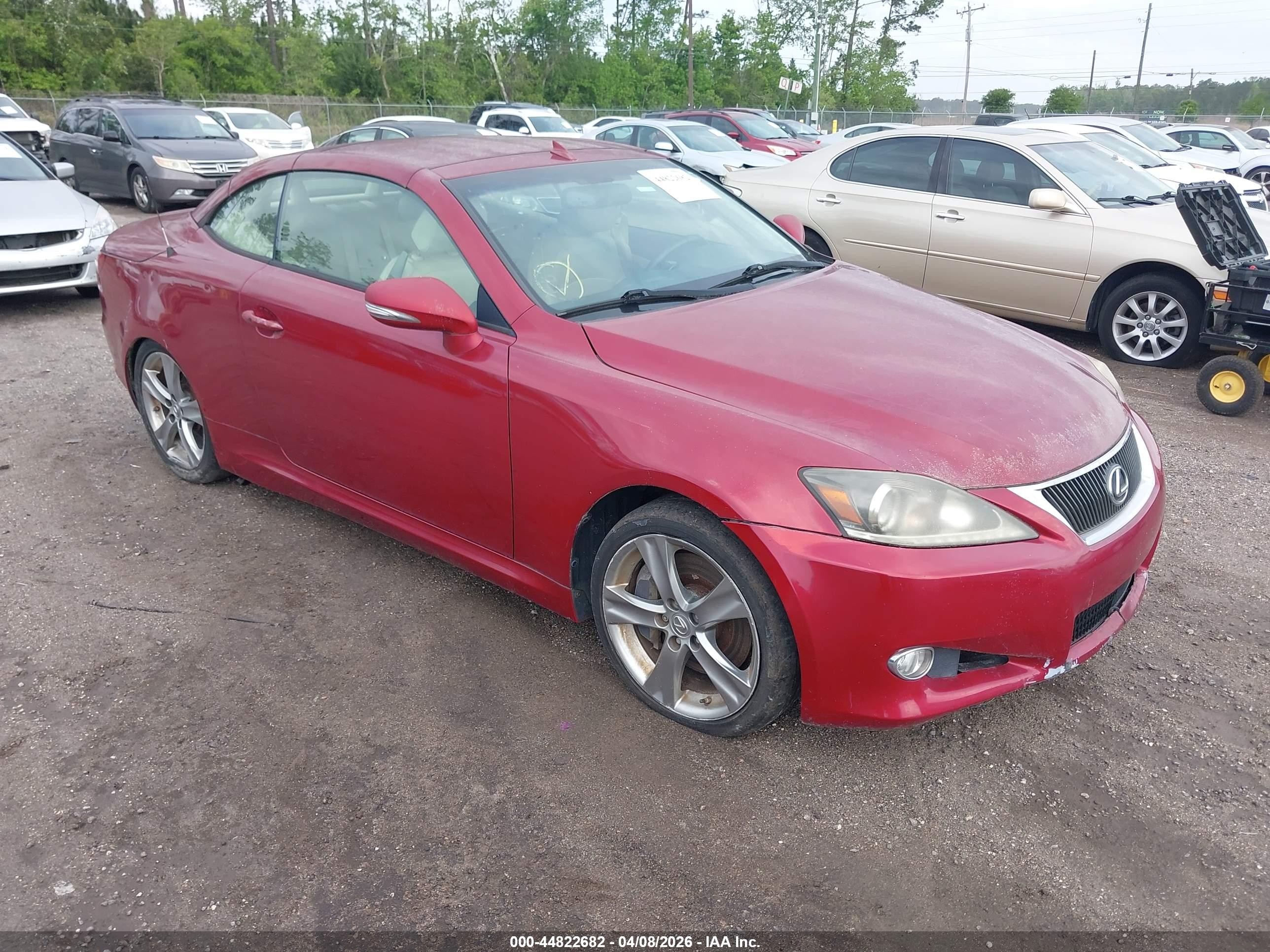 2012 Lexus Is 350c   Burgundy vin: JTHFE2C2XC2508195