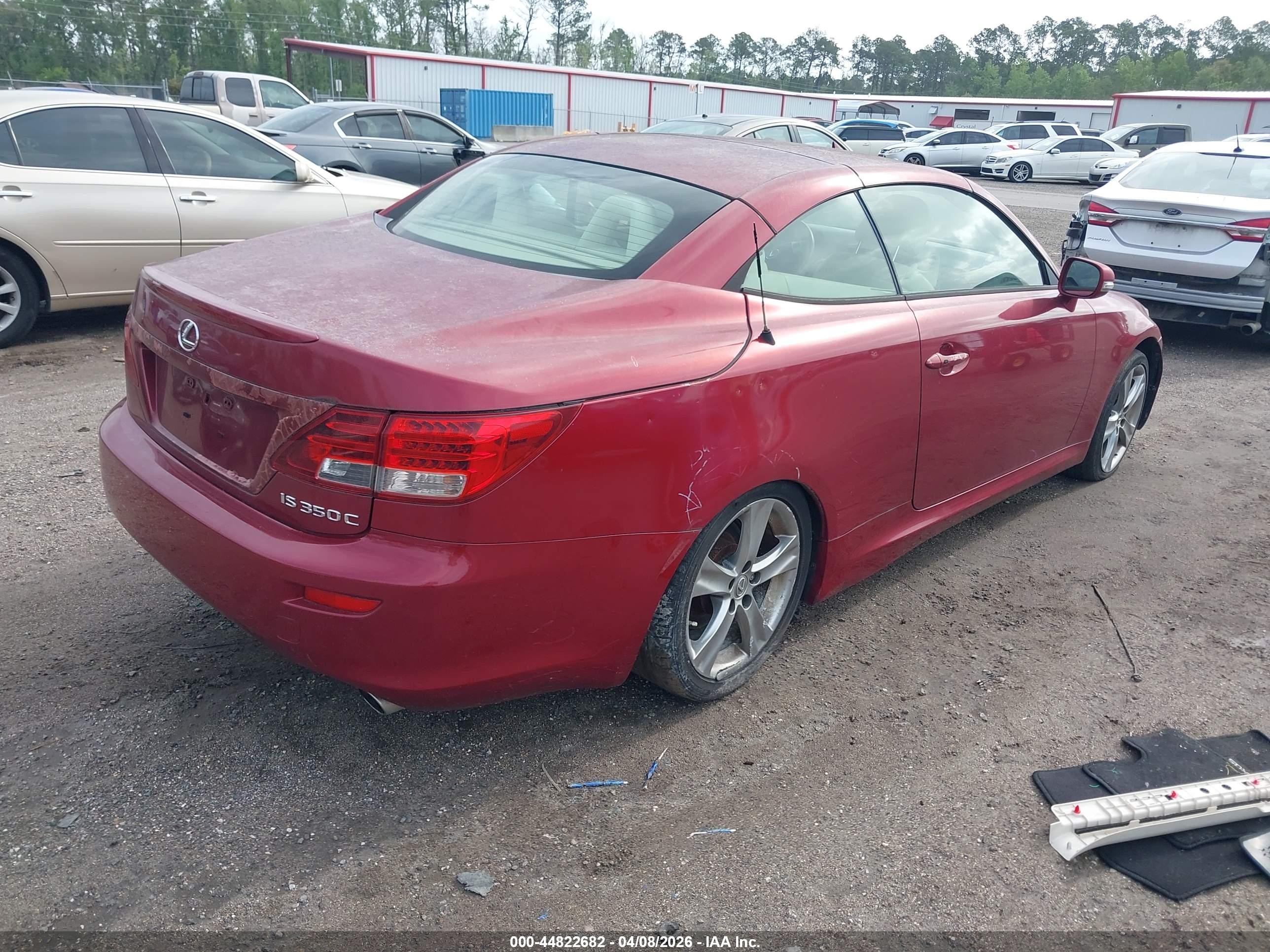 2012 Lexus Is 350c   Burgundy vin: JTHFE2C2XC2508195